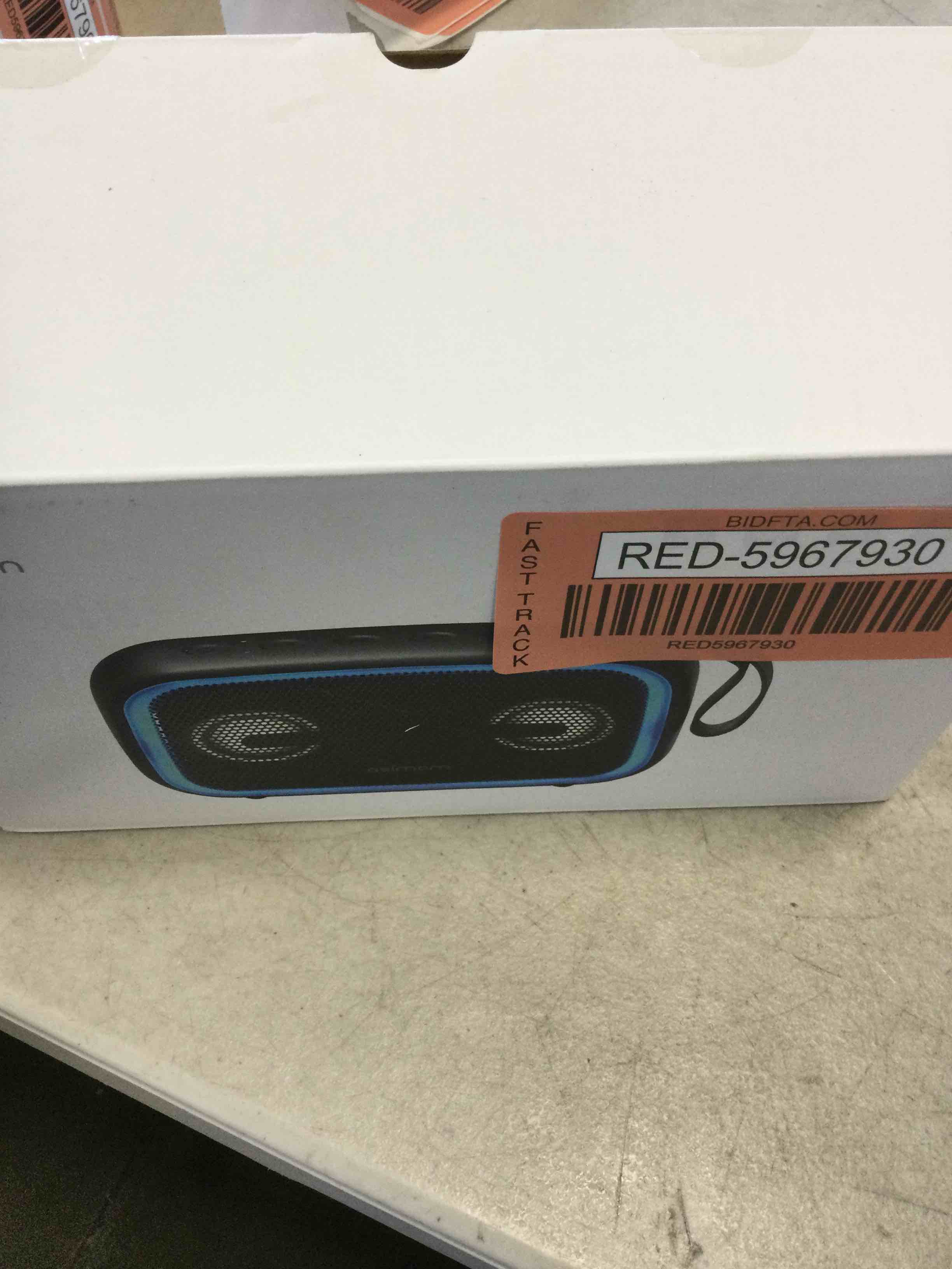 https://s3.amazonaws.com/lotting-images-prod/bidfta/RED5967930_1708361015618.jpeg