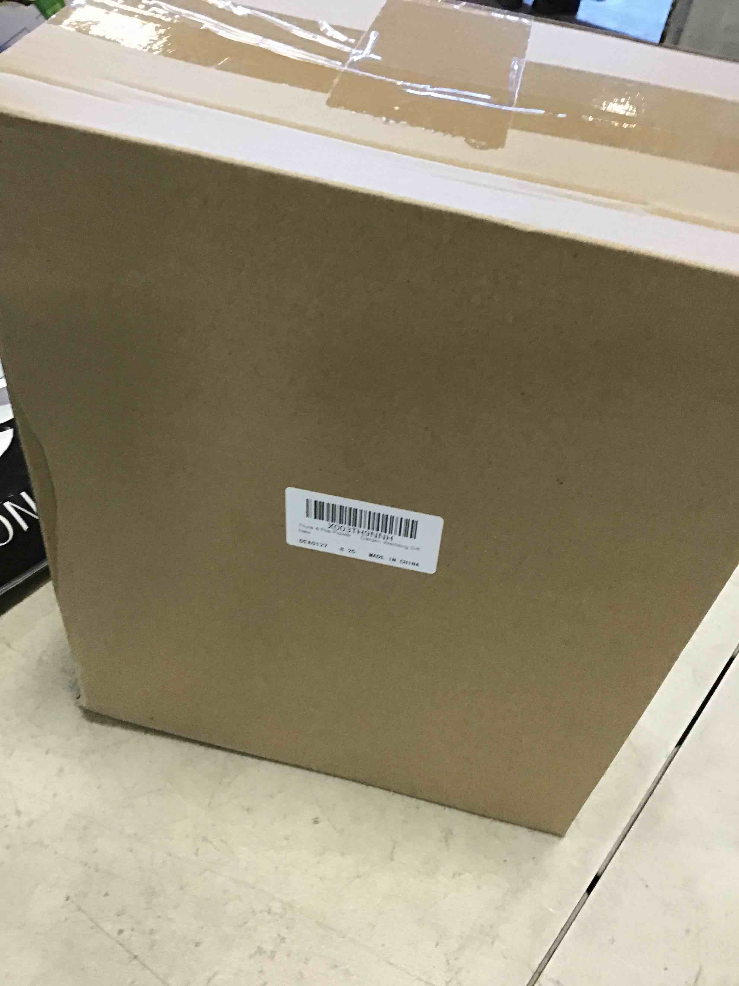 https://s3.amazonaws.com/lotting-images-prod/bidfta/RED5968147_1708446025676.jpeg