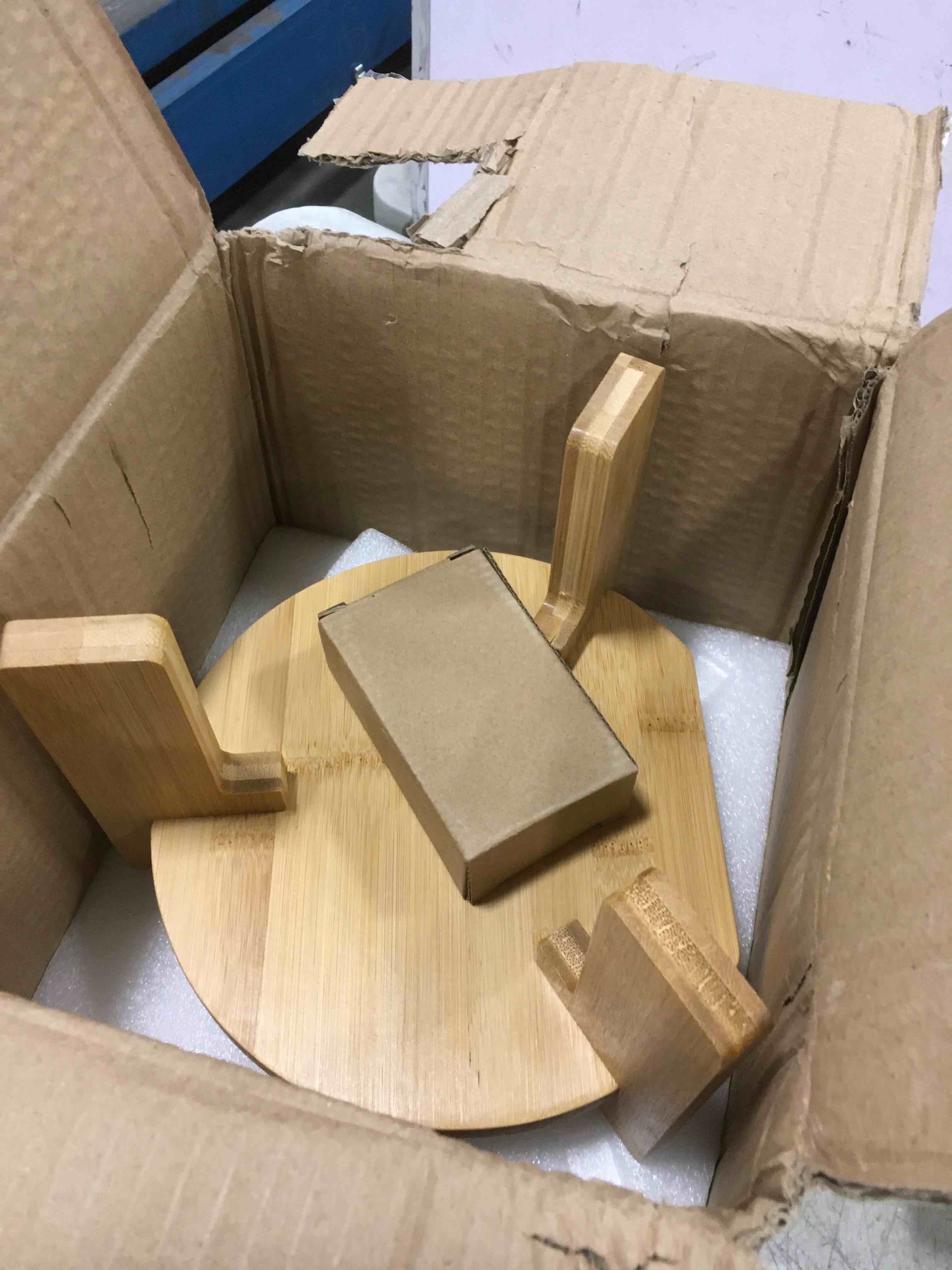https://s3.amazonaws.com/lotting-images-prod/bidfta/RED5968988_1707742455641.jpeg