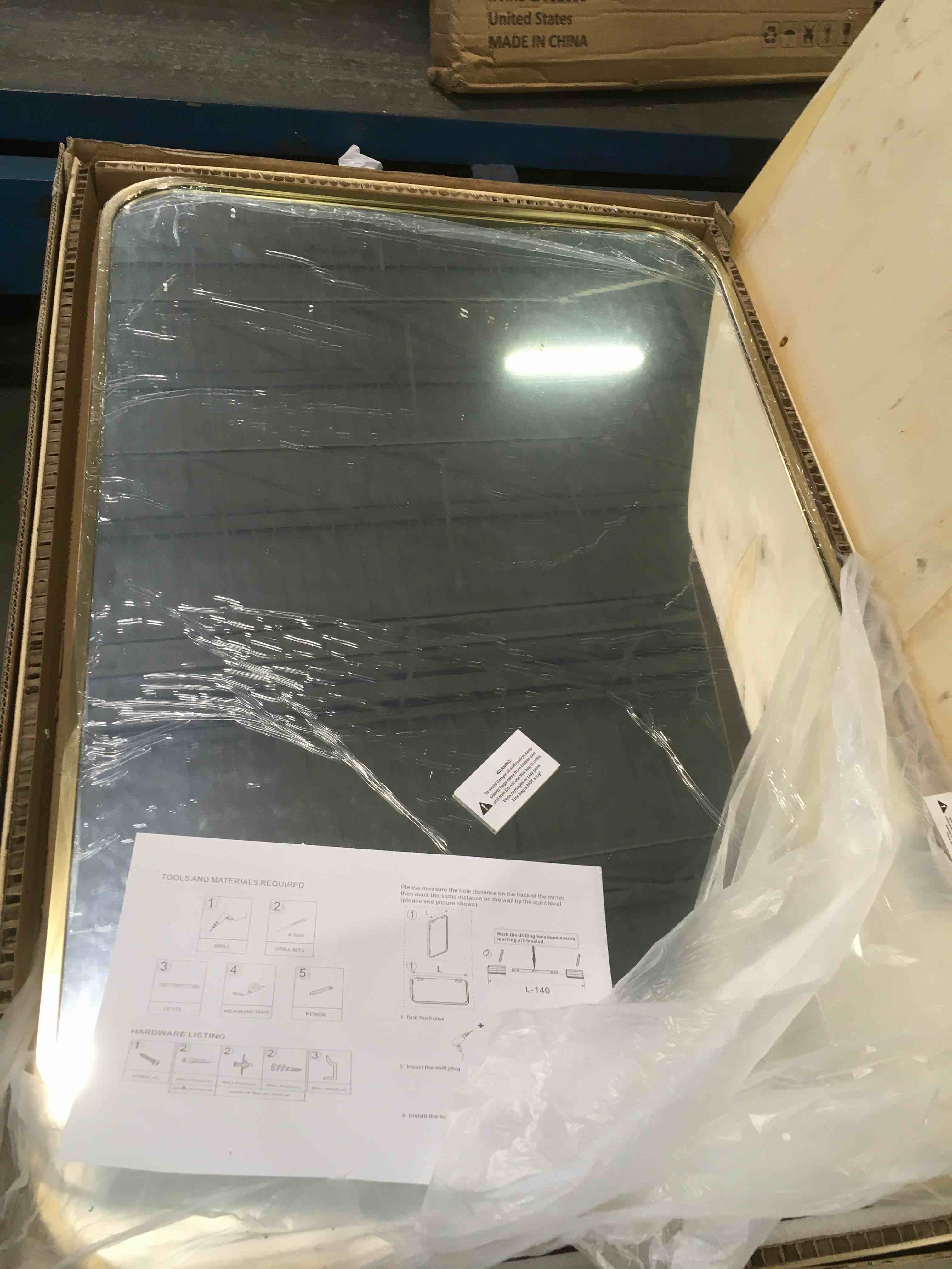 https://s3.amazonaws.com/lotting-images-prod/bidfta/RED5969210_1707767405405.jpeg