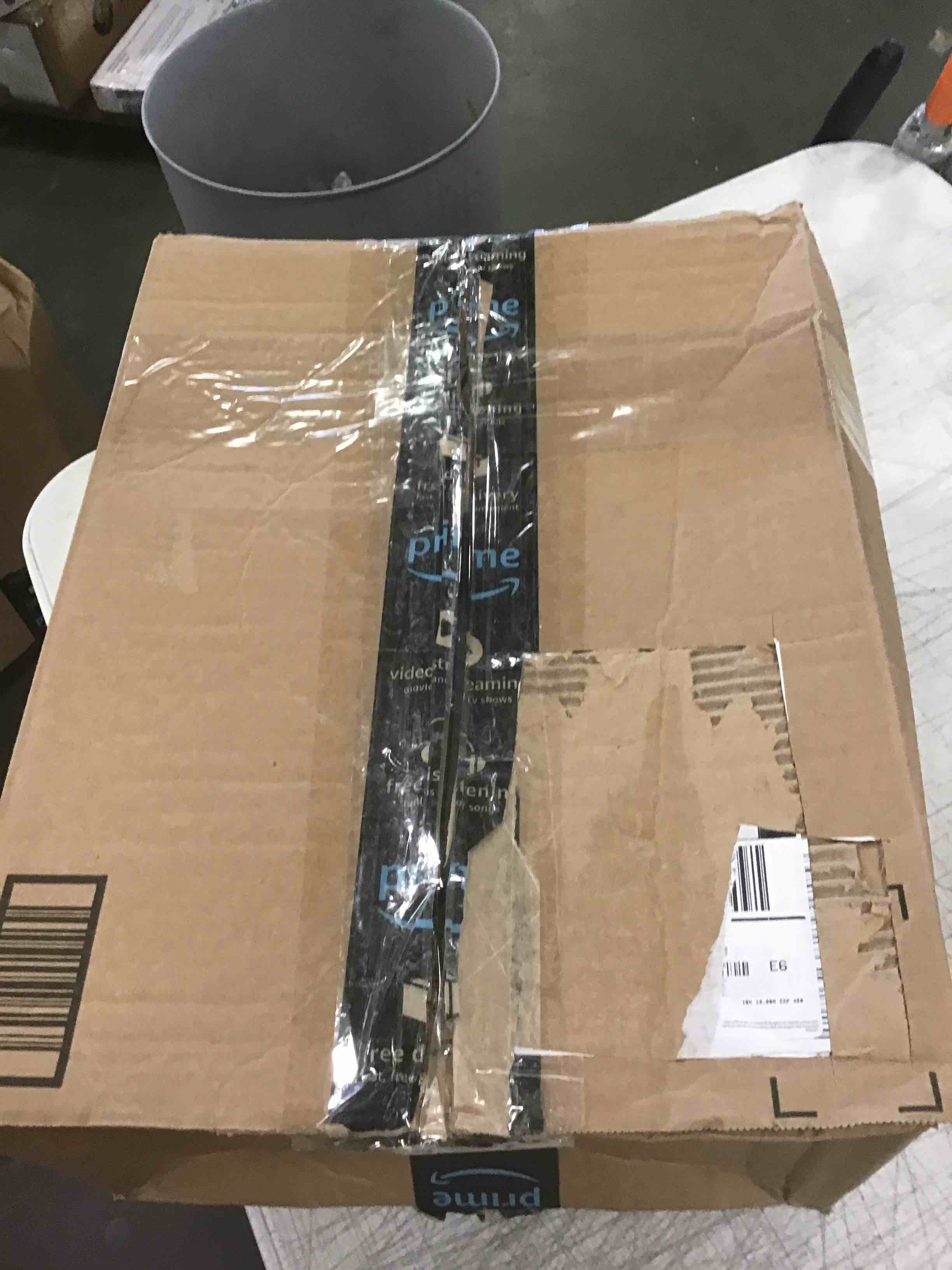 https://s3.amazonaws.com/lotting-images-prod/bidfta/RED5969359_1707840923393.jpeg