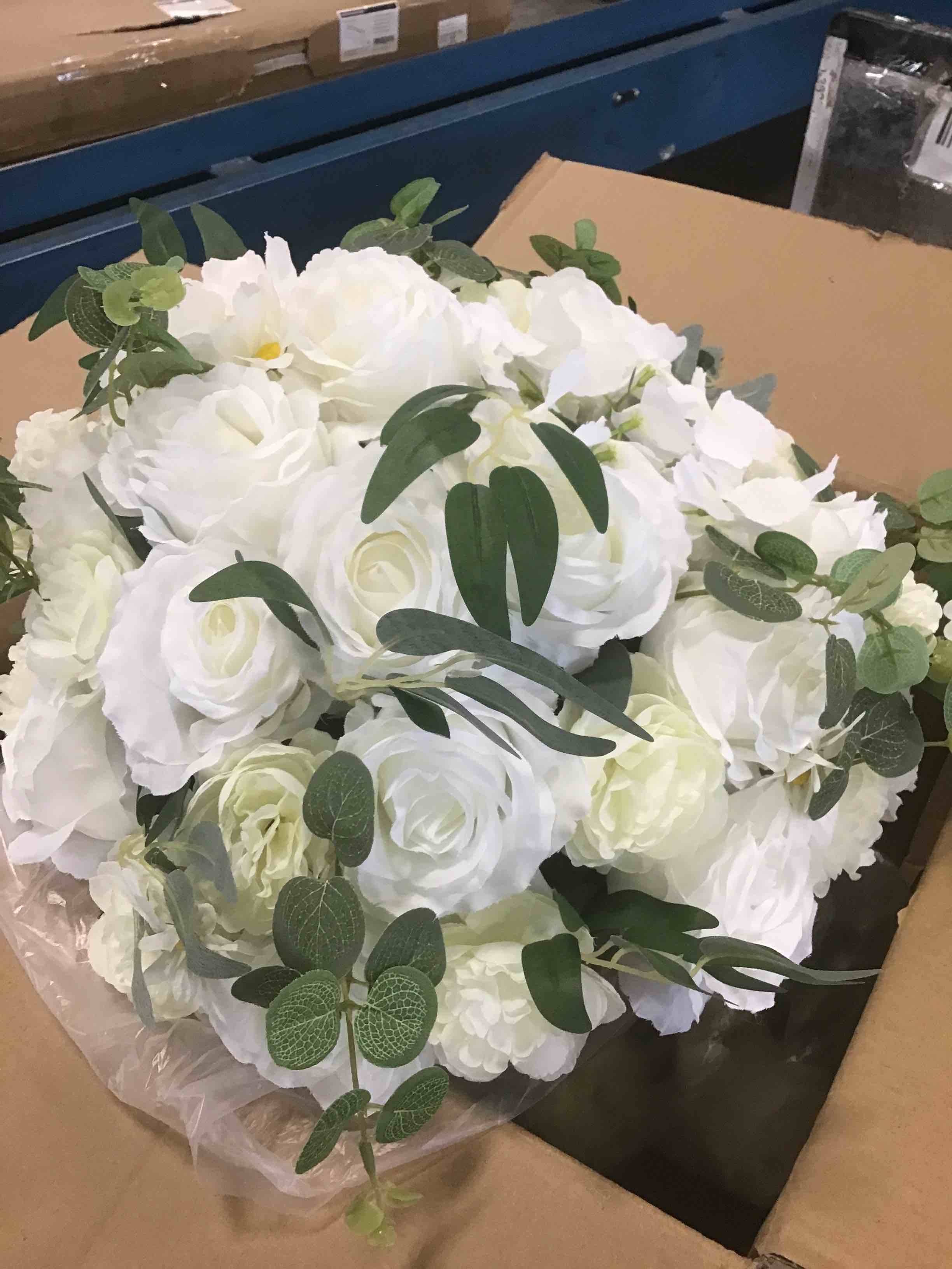 https://s3.amazonaws.com/lotting-images-prod/bidfta/RED5969516_1707918439714.jpeg