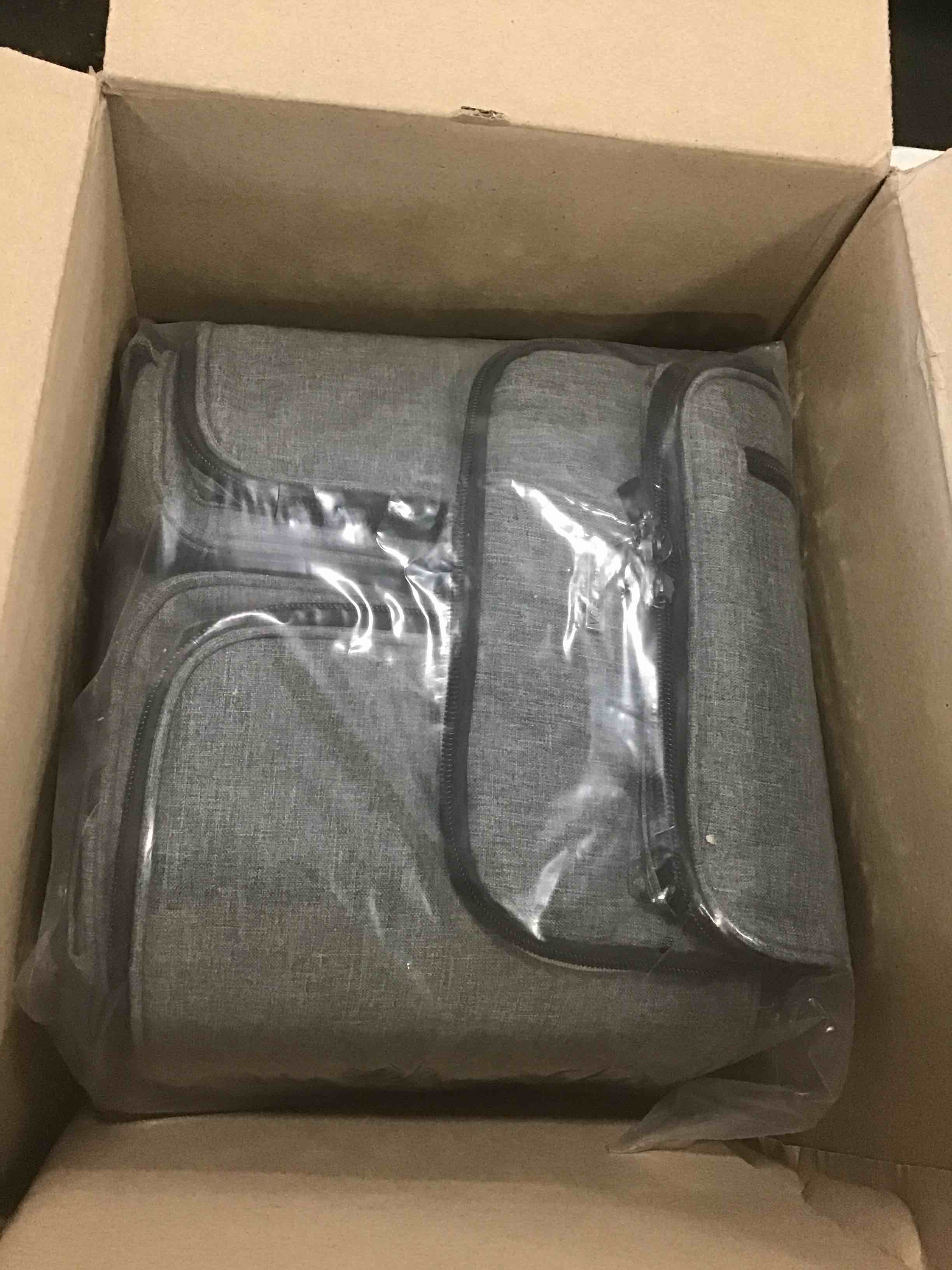 https://s3.amazonaws.com/lotting-images-prod/bidfta/RED5969547_1707920996887.jpeg