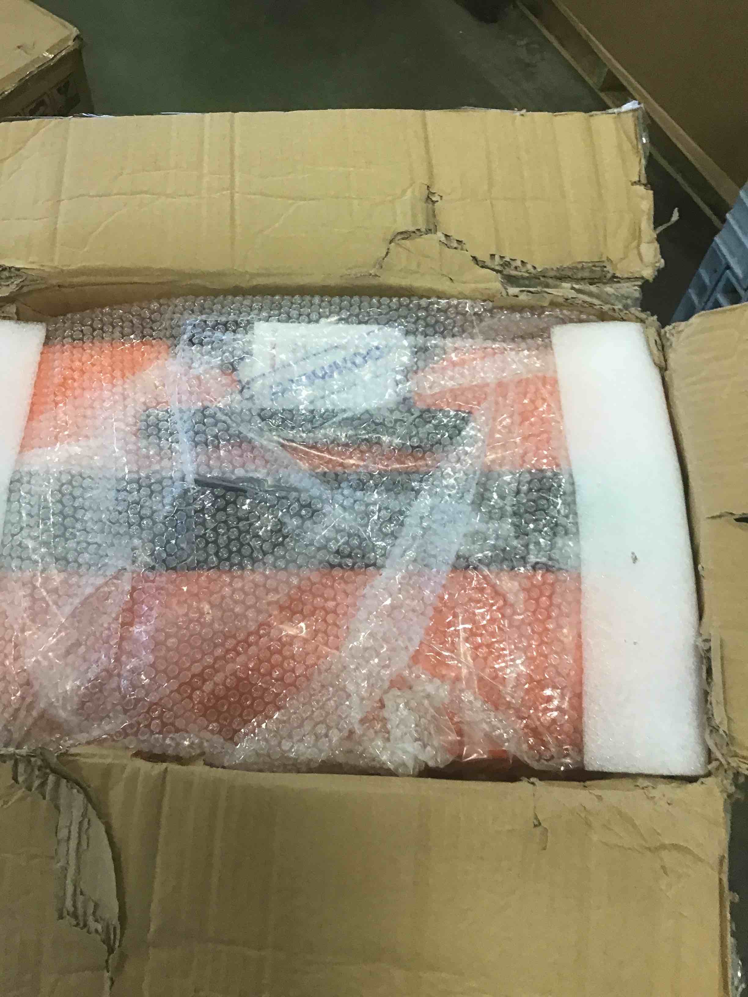 https://s3.amazonaws.com/lotting-images-prod/bidfta/RED5969709_1707940526489.jpeg