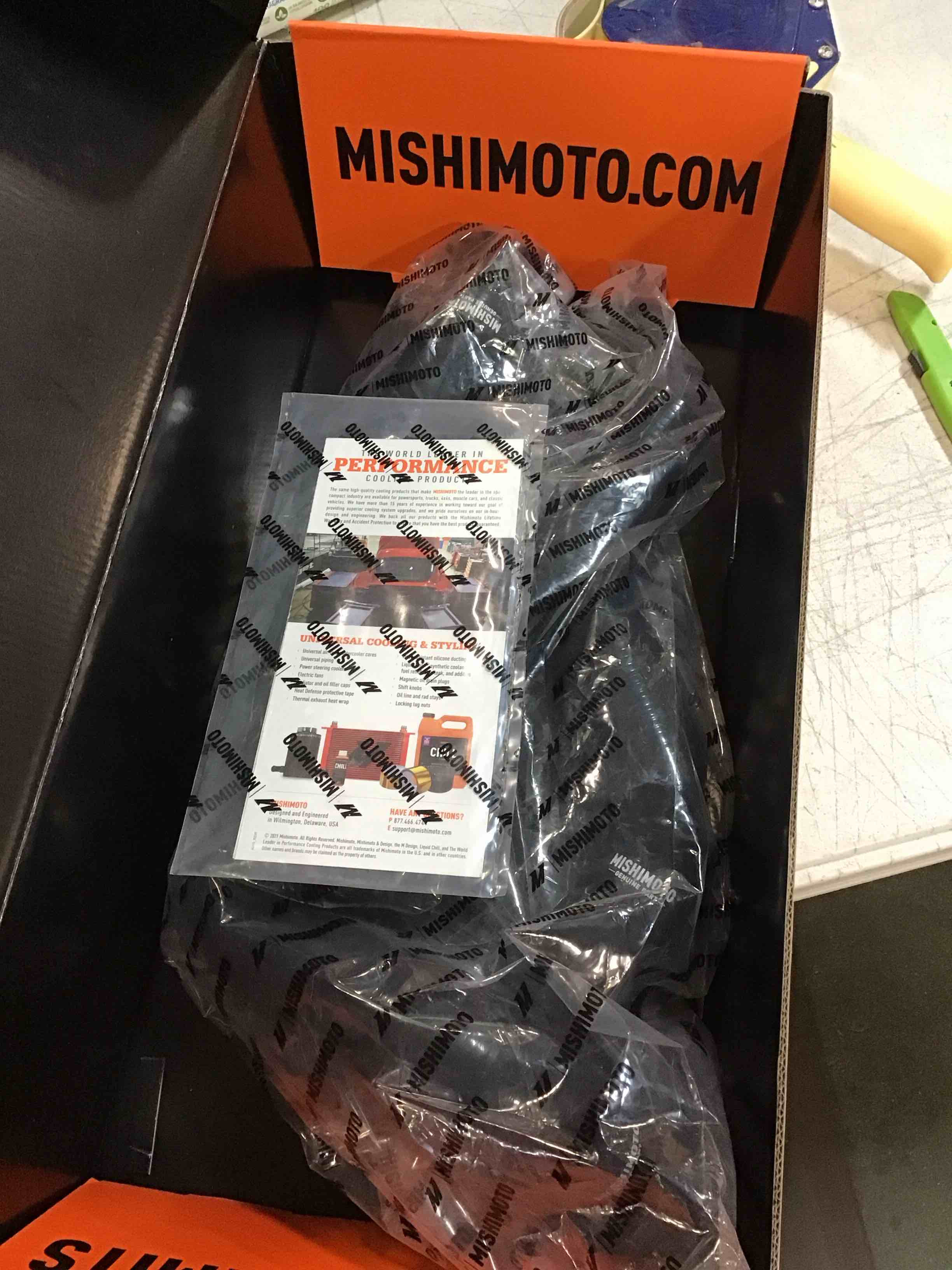 https://s3.amazonaws.com/lotting-images-prod/bidfta/RED5969830_1708017285777.jpeg