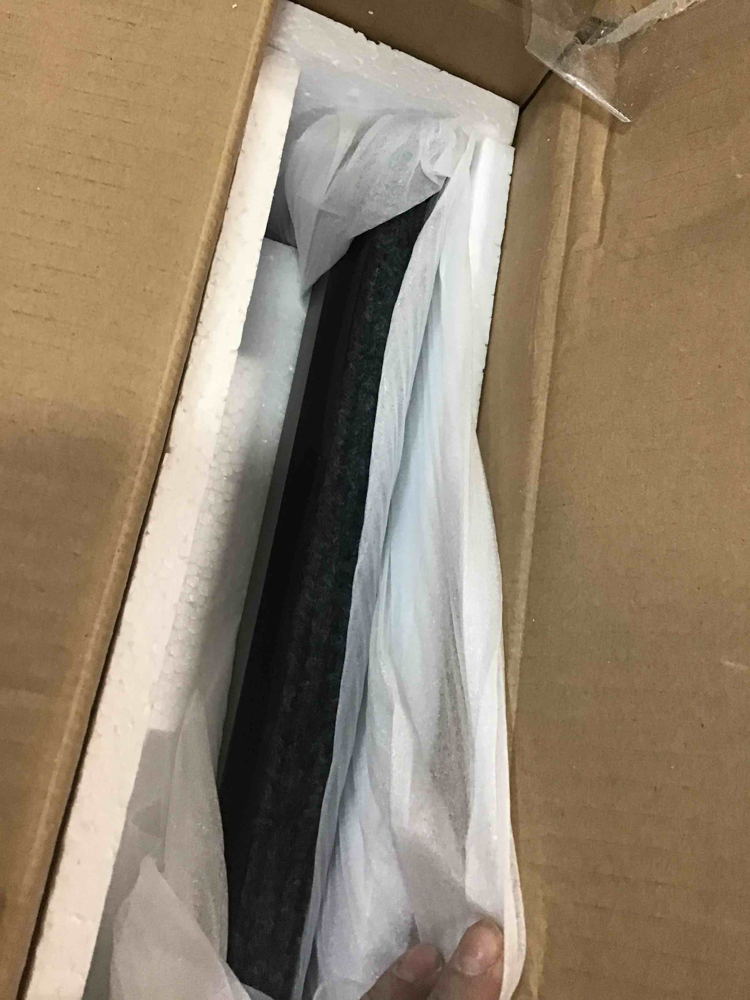 https://s3.amazonaws.com/lotting-images-prod/bidfta/RED5970070_1708101819476.jpeg