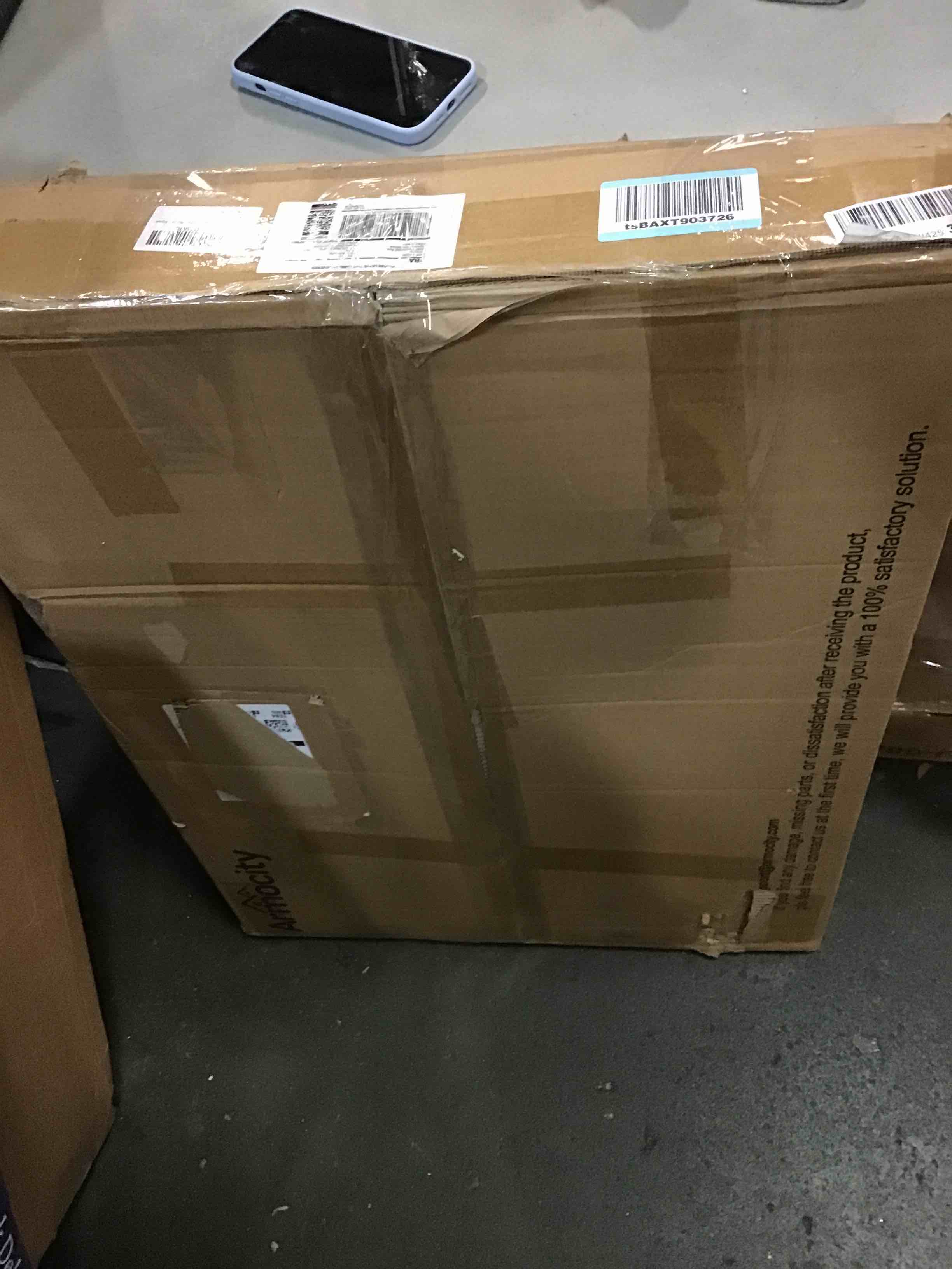 https://s3.amazonaws.com/lotting-images-prod/bidfta/RED5970100_1708107777620.jpeg