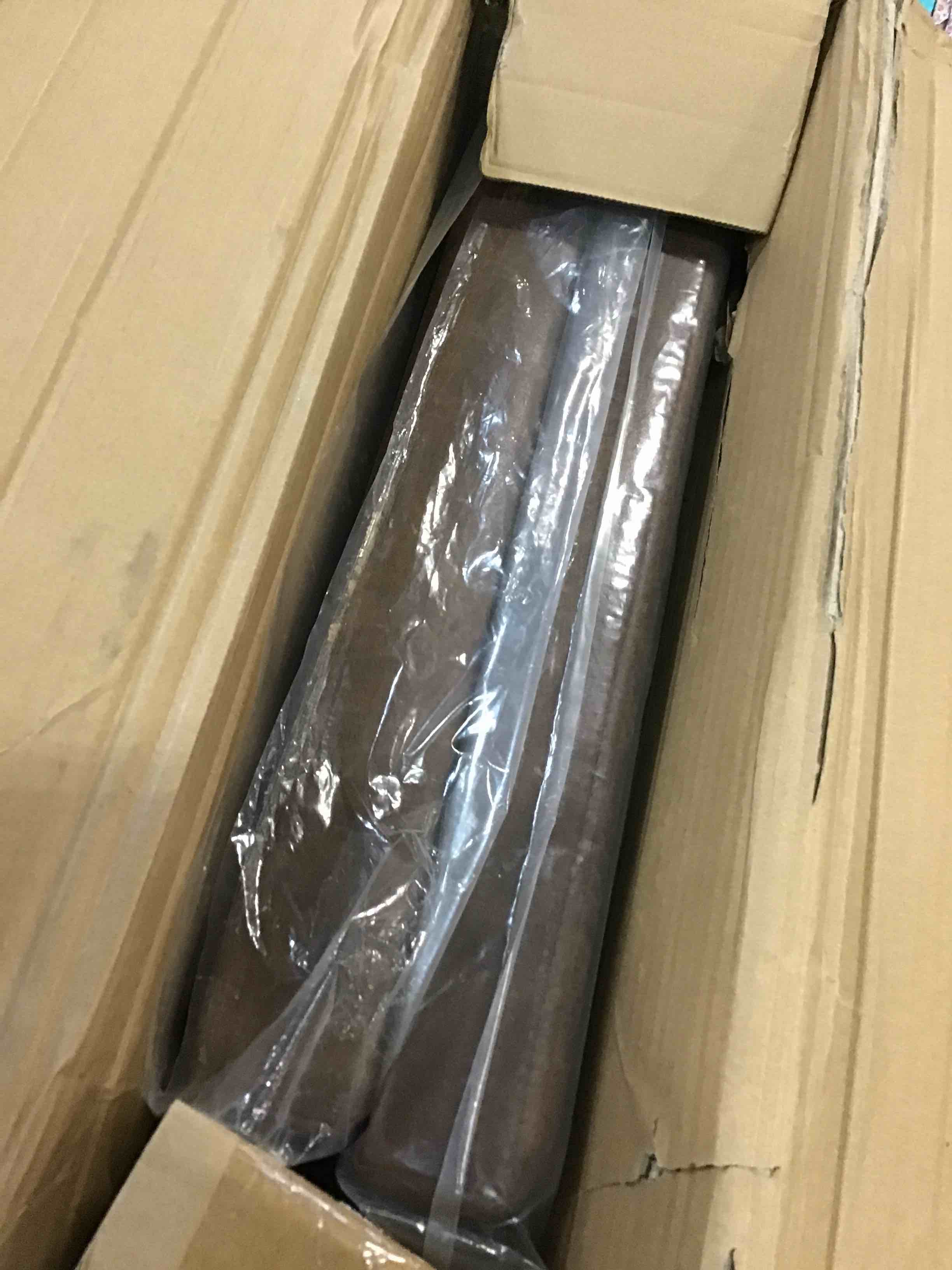 https://s3.amazonaws.com/lotting-images-prod/bidfta/RED5970121_1708110071443.jpeg