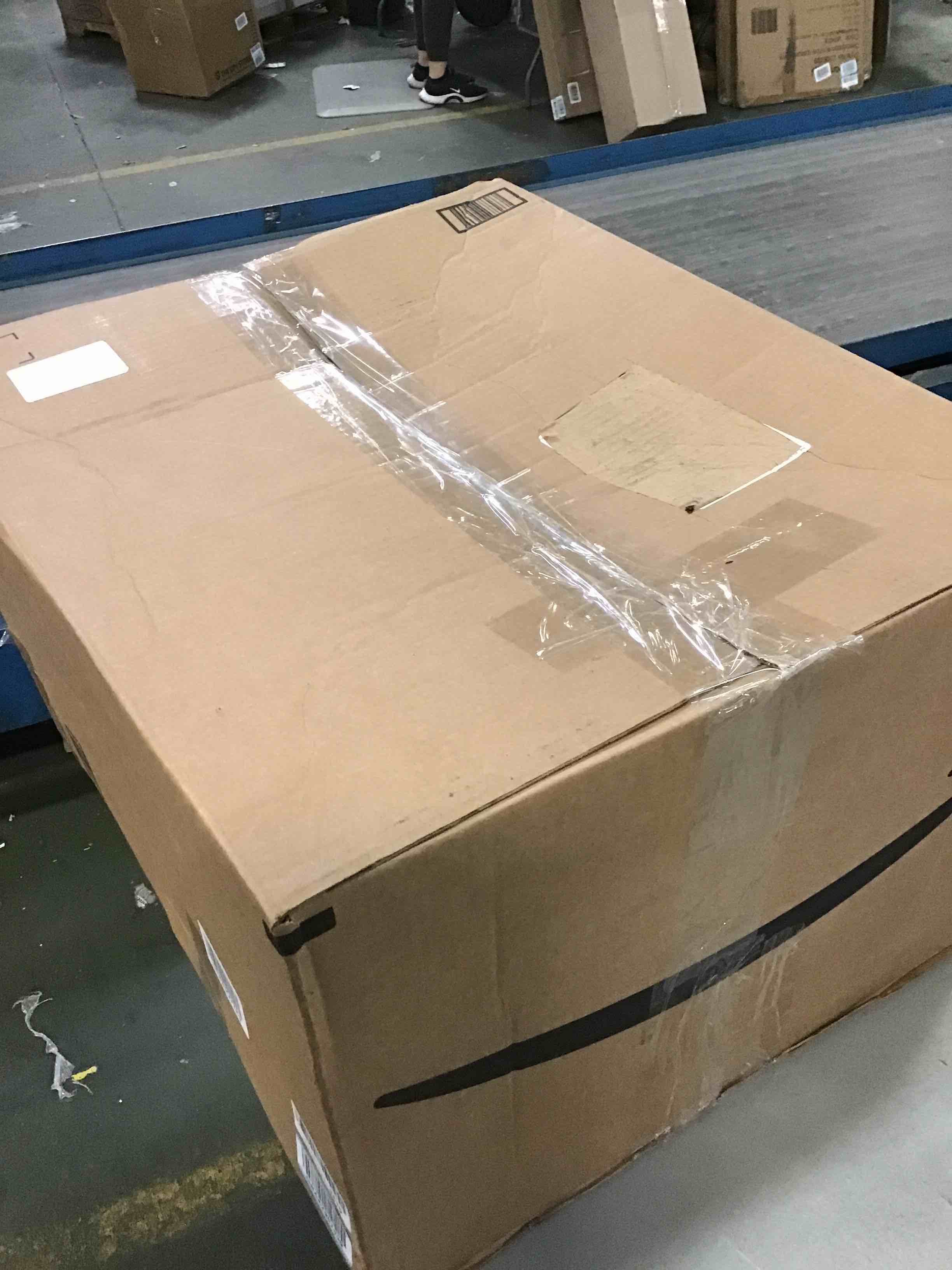 https://s3.amazonaws.com/lotting-images-prod/bidfta/RED5970399_1708372282620.jpeg