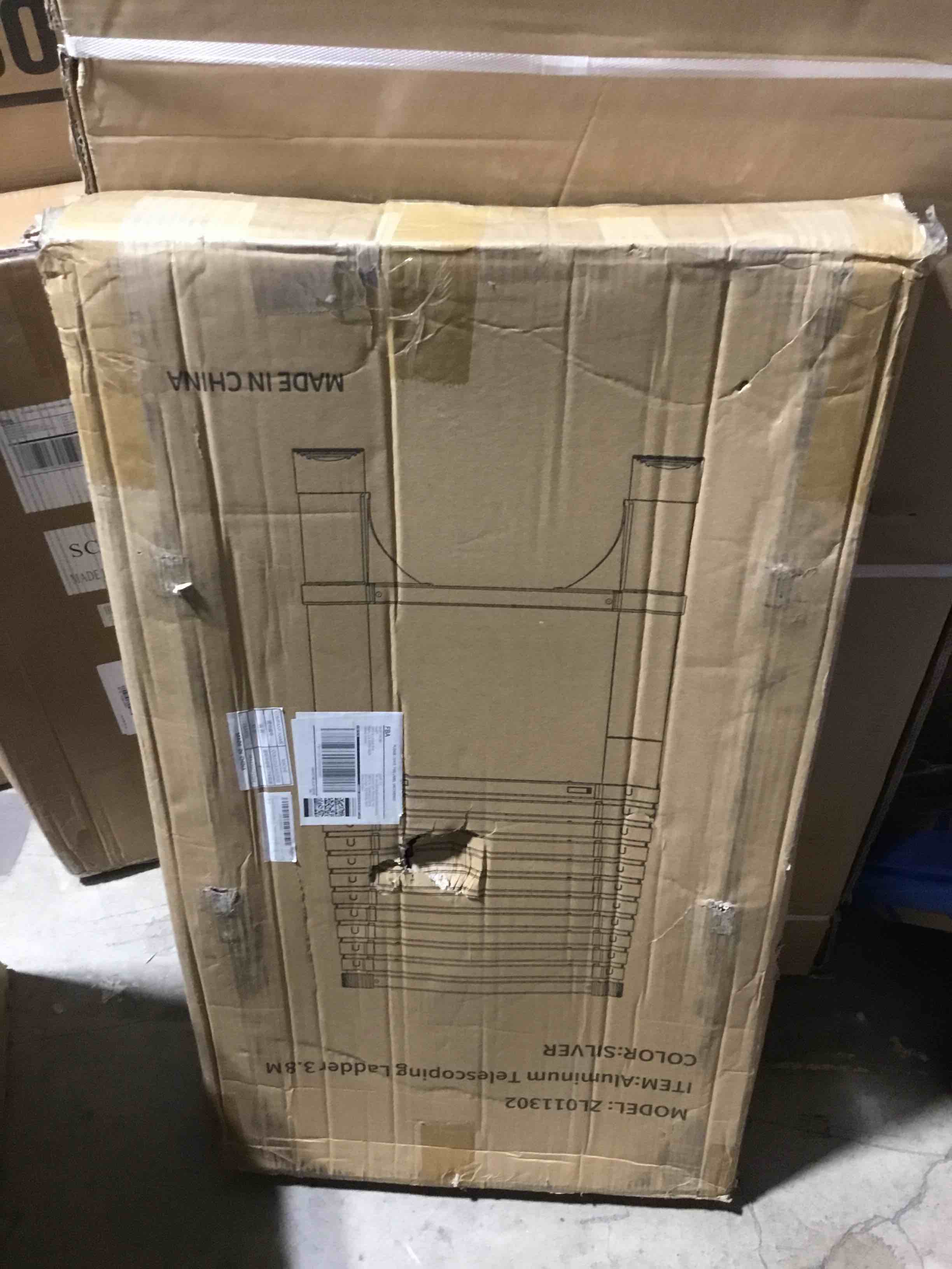 https://s3.amazonaws.com/lotting-images-prod/bidfta/RED5973068_1711641501079.jpeg