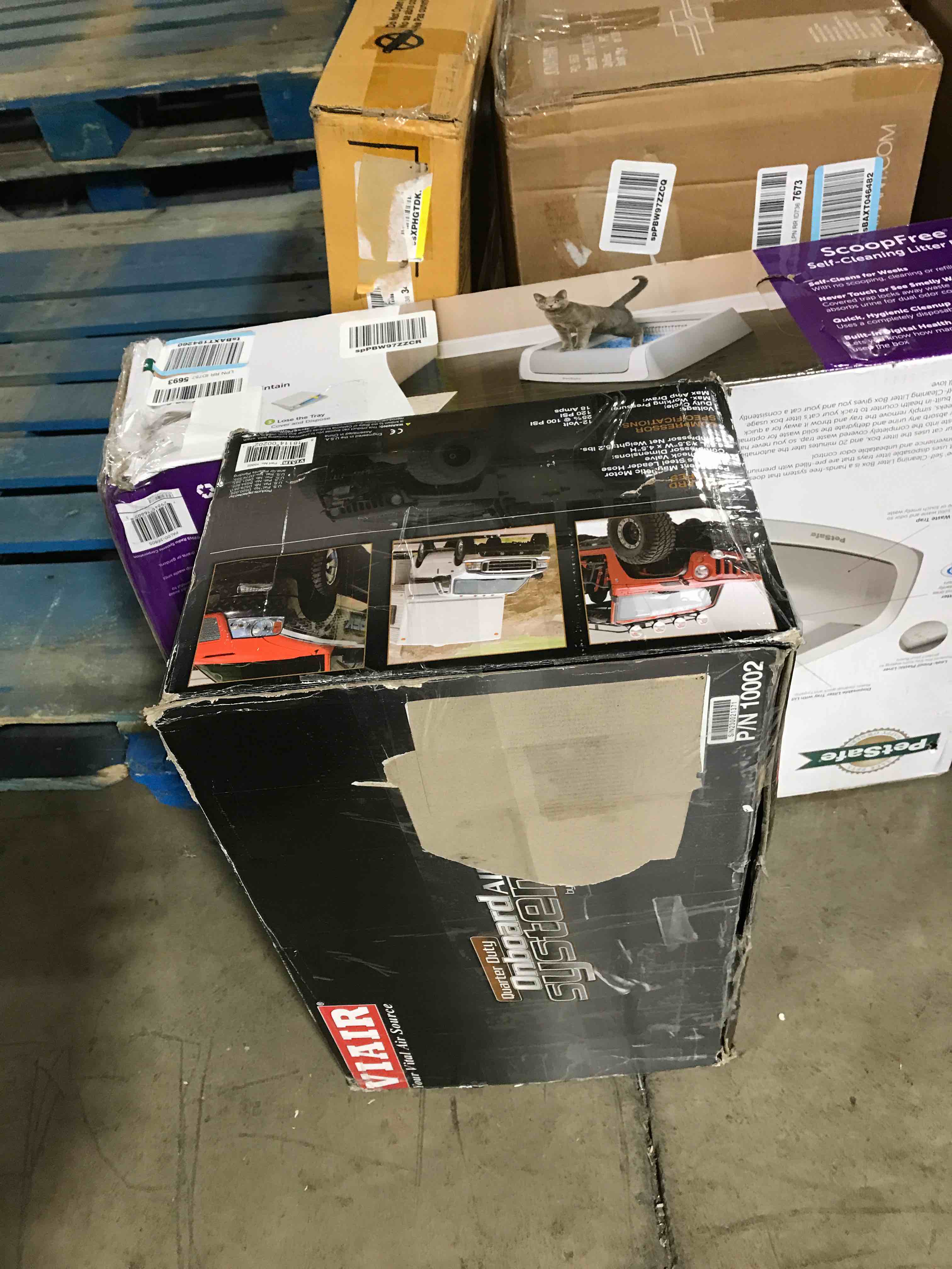 https://s3.amazonaws.com/lotting-images-prod/bidfta/RED5973157_1711641200884.jpeg