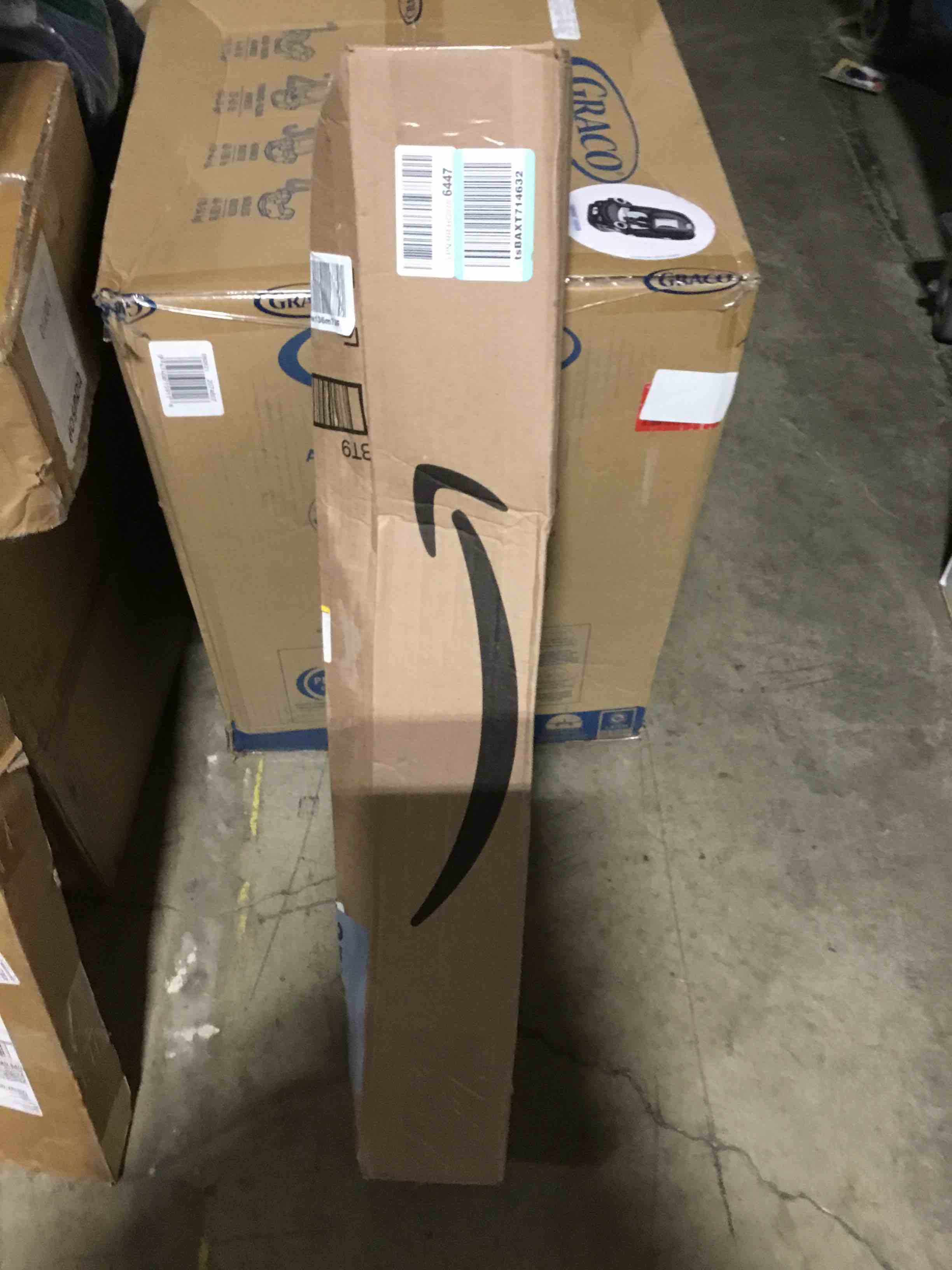 https://s3.amazonaws.com/lotting-images-prod/bidfta/RED5973202_1711716221580.jpeg