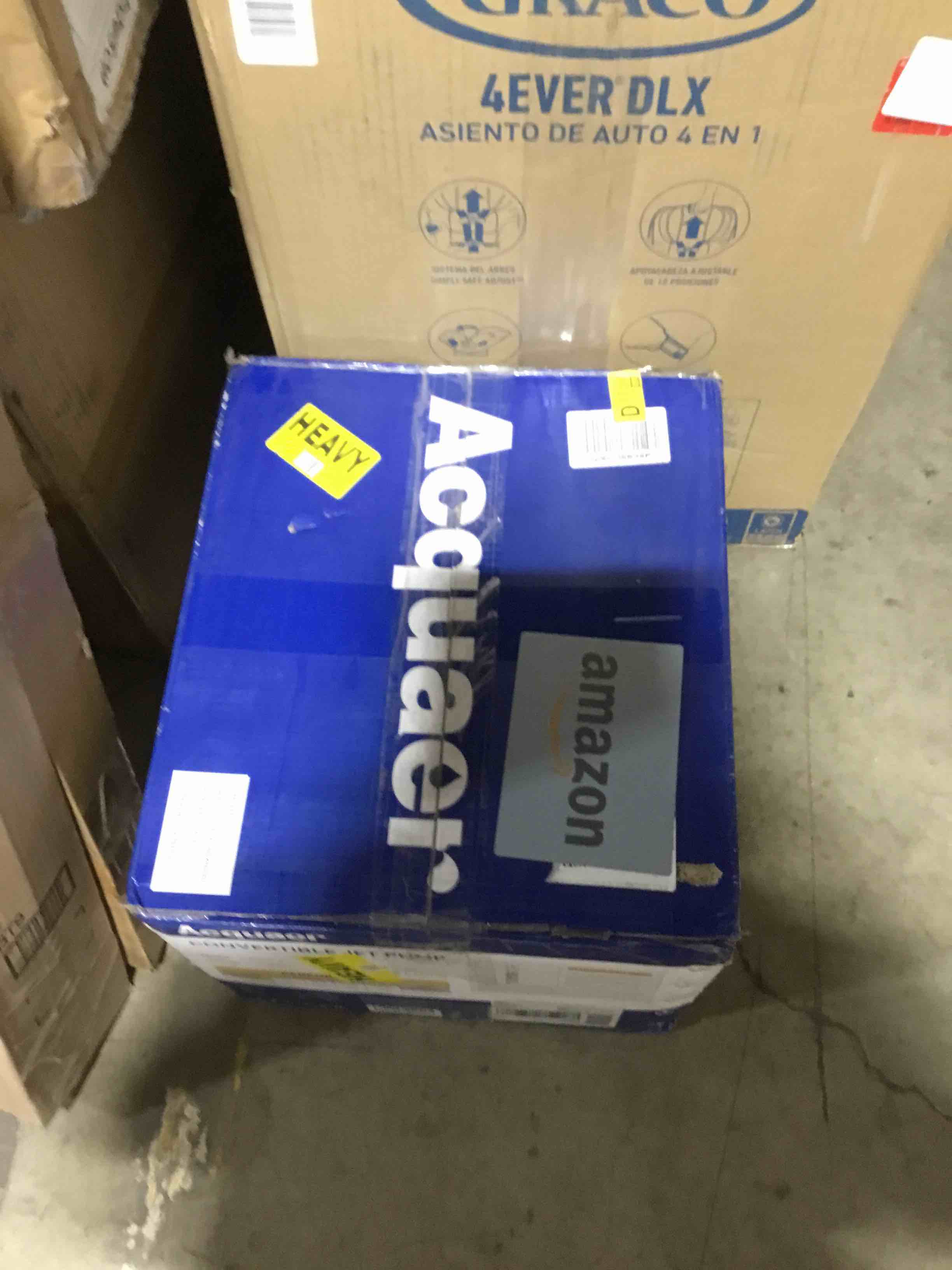 https://s3.amazonaws.com/lotting-images-prod/bidfta/RED5973203_1711716181311.jpeg