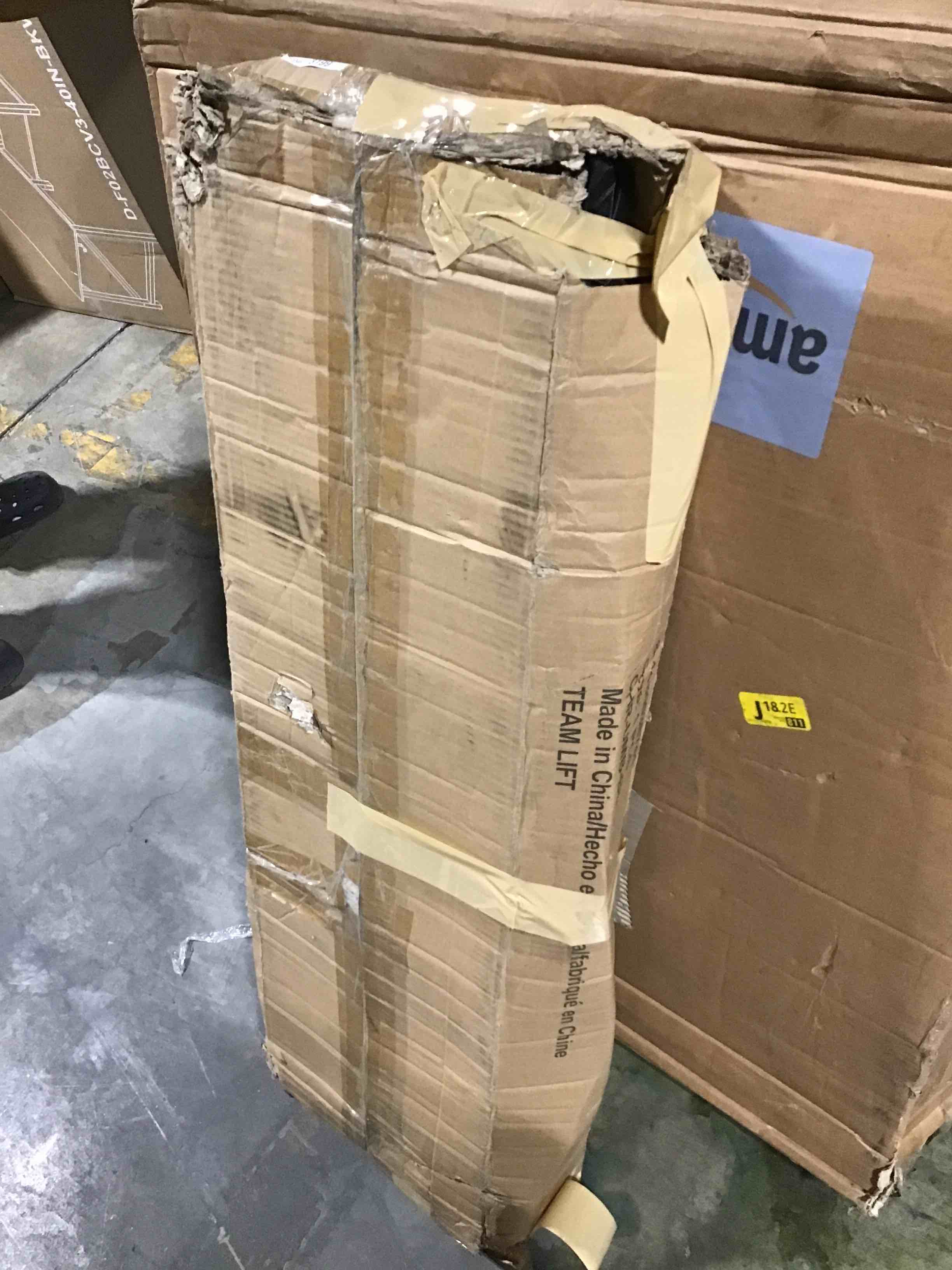 https://s3.amazonaws.com/lotting-images-prod/bidfta/RED5973939_1711387706302.jpeg