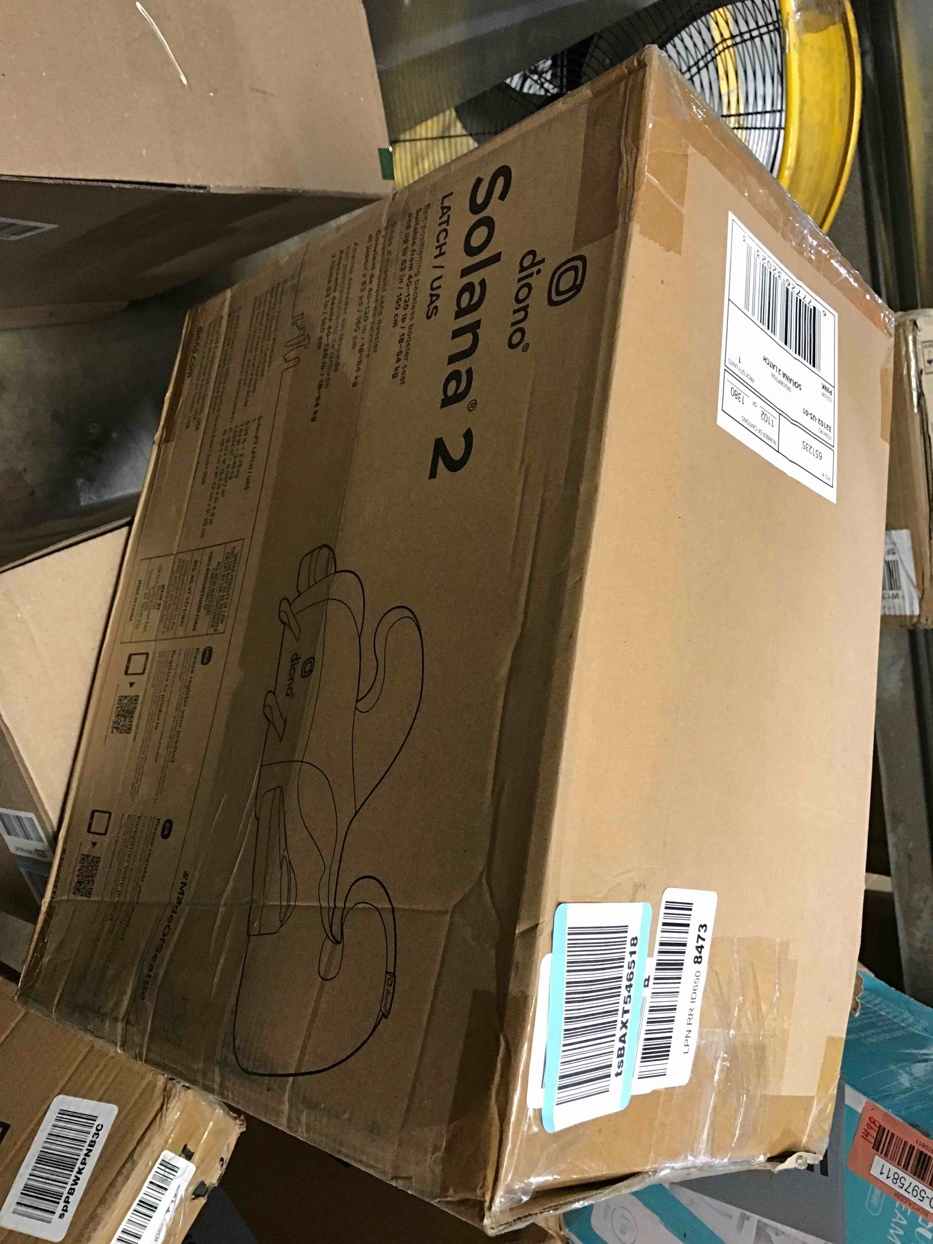 https://s3.amazonaws.com/lotting-images-prod/bidfta/RED5975814_1709758599634.jpeg