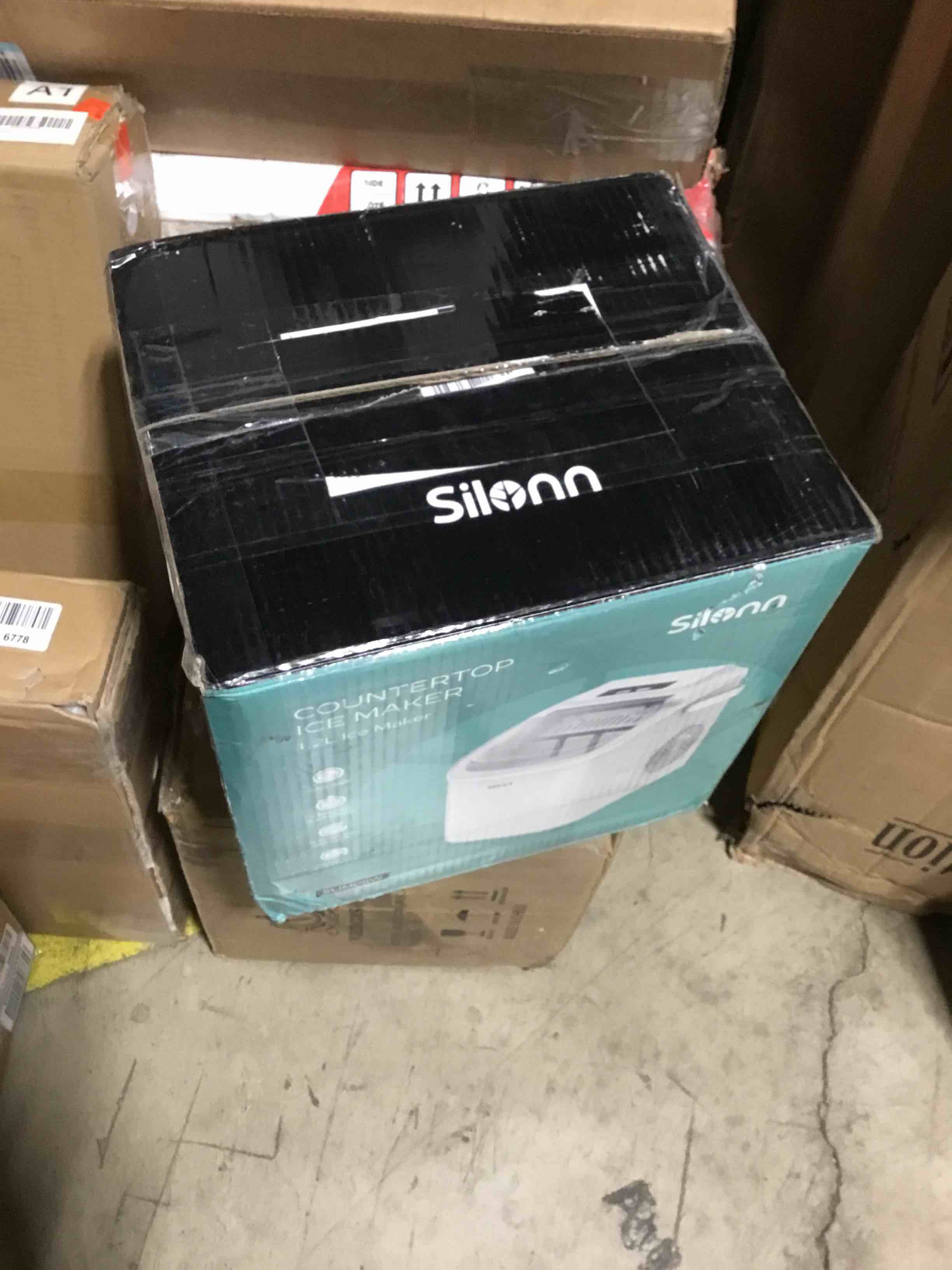 https://s3.amazonaws.com/lotting-images-prod/bidfta/RED5975869_1709757318579.jpeg