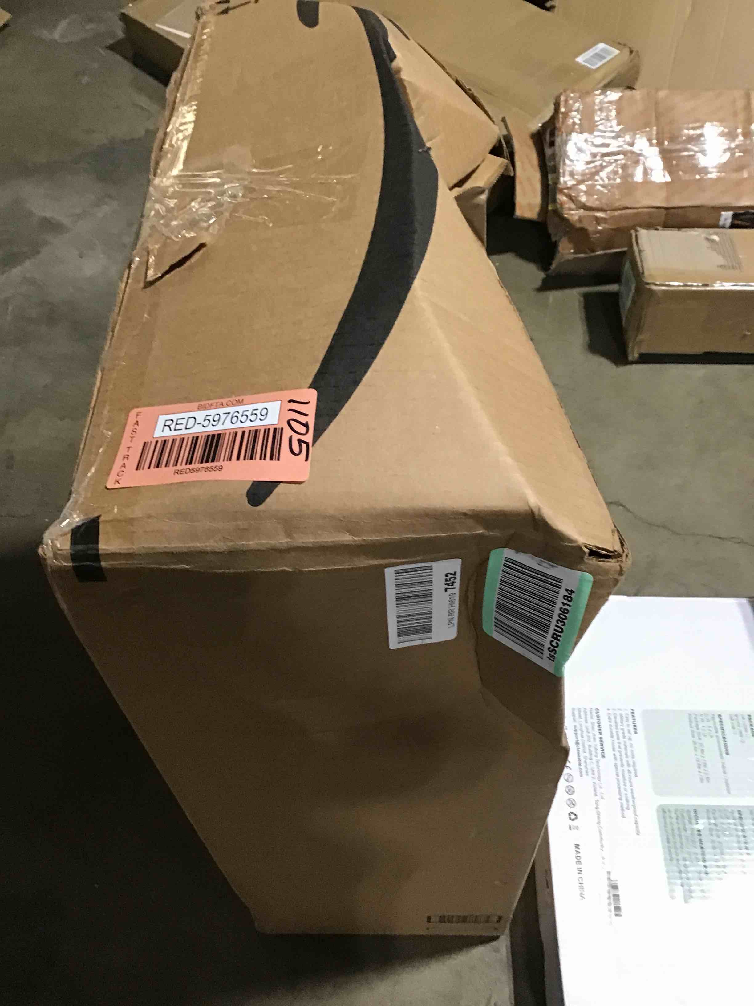https://s3.amazonaws.com/lotting-images-prod/bidfta/RED5976559_1708457268407.jpeg
