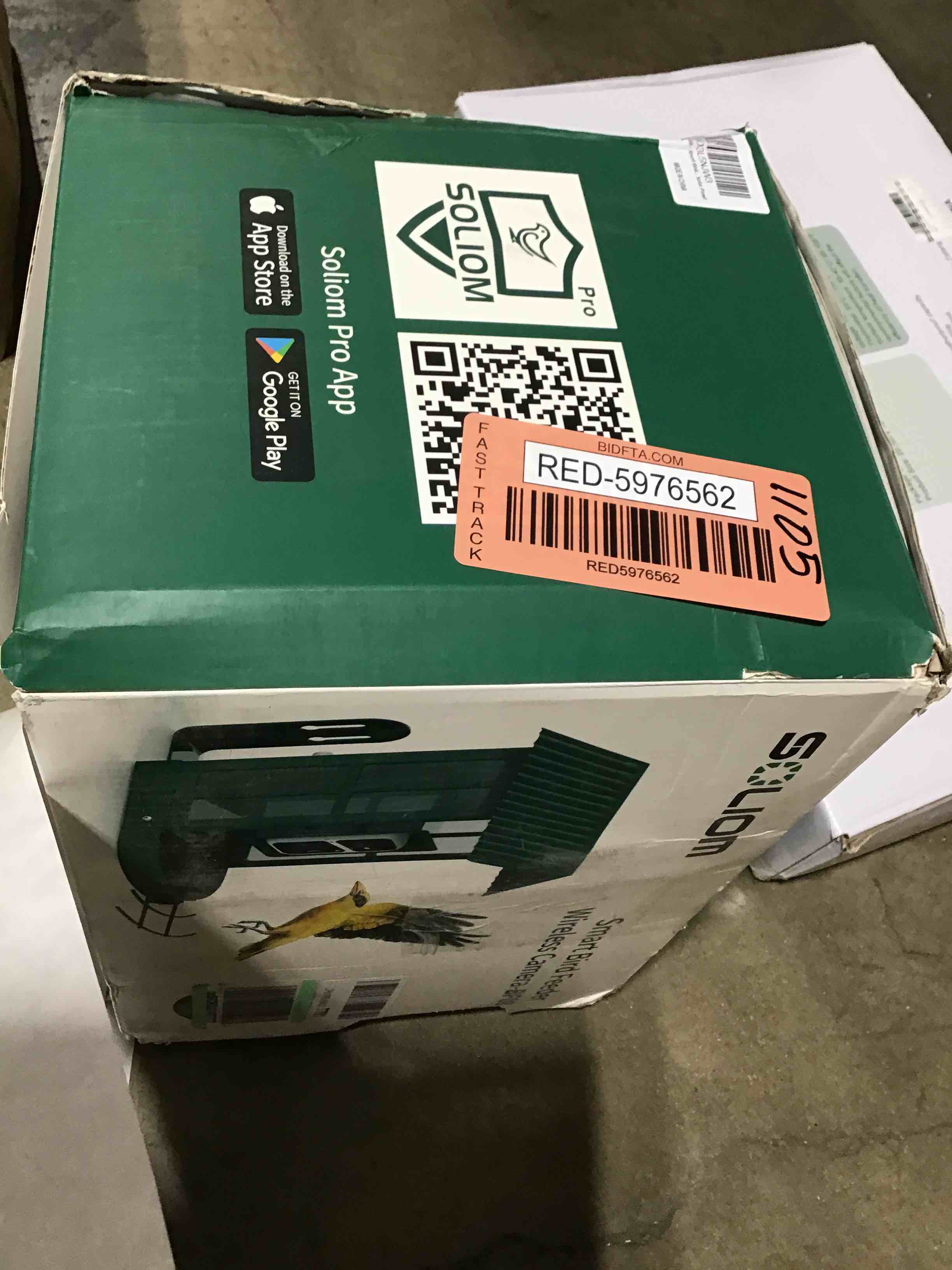 https://s3.amazonaws.com/lotting-images-prod/bidfta/RED5976562_1708457408978.jpeg