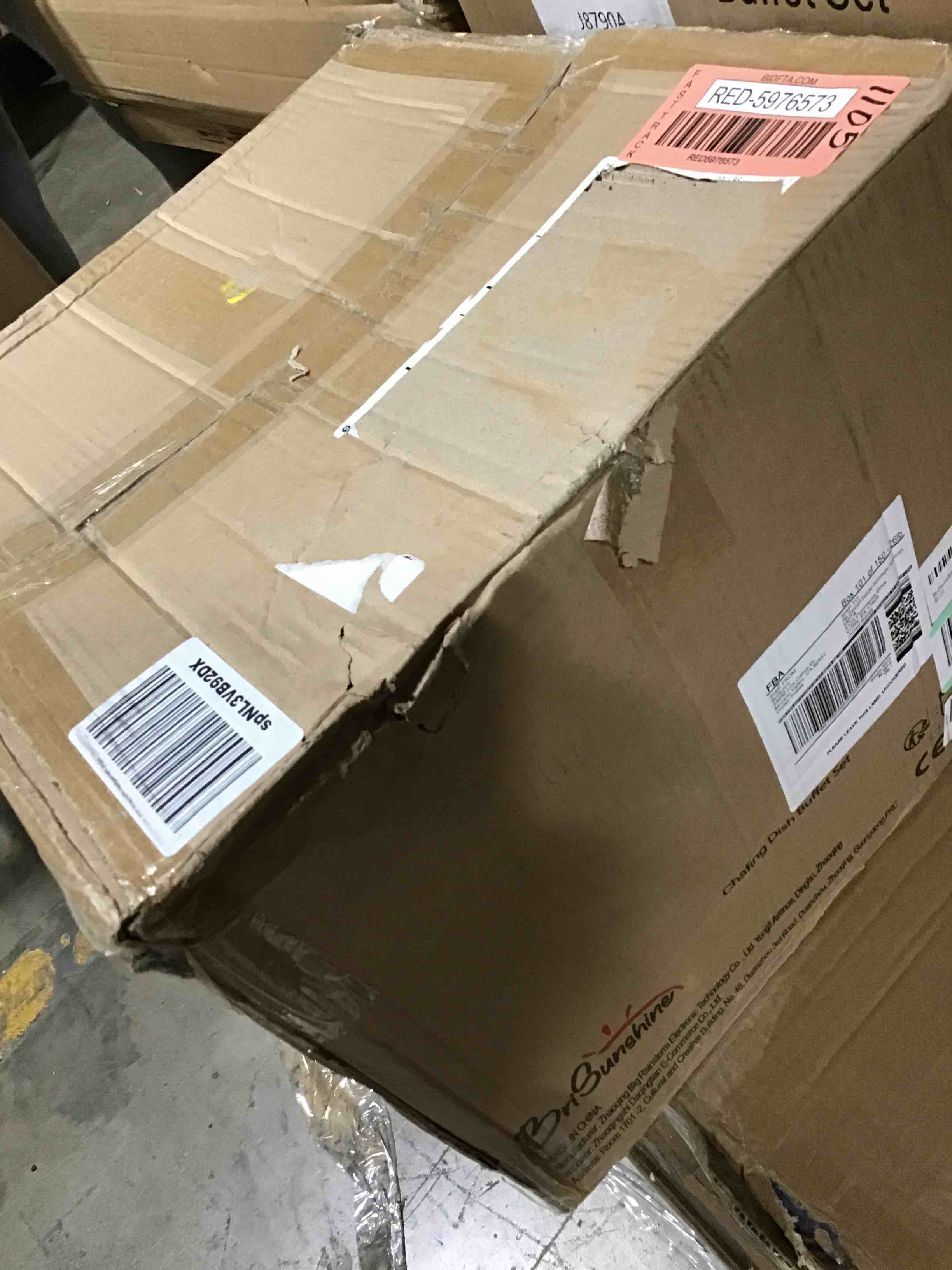 https://s3.amazonaws.com/lotting-images-prod/bidfta/RED5976573_1708458691269.jpeg