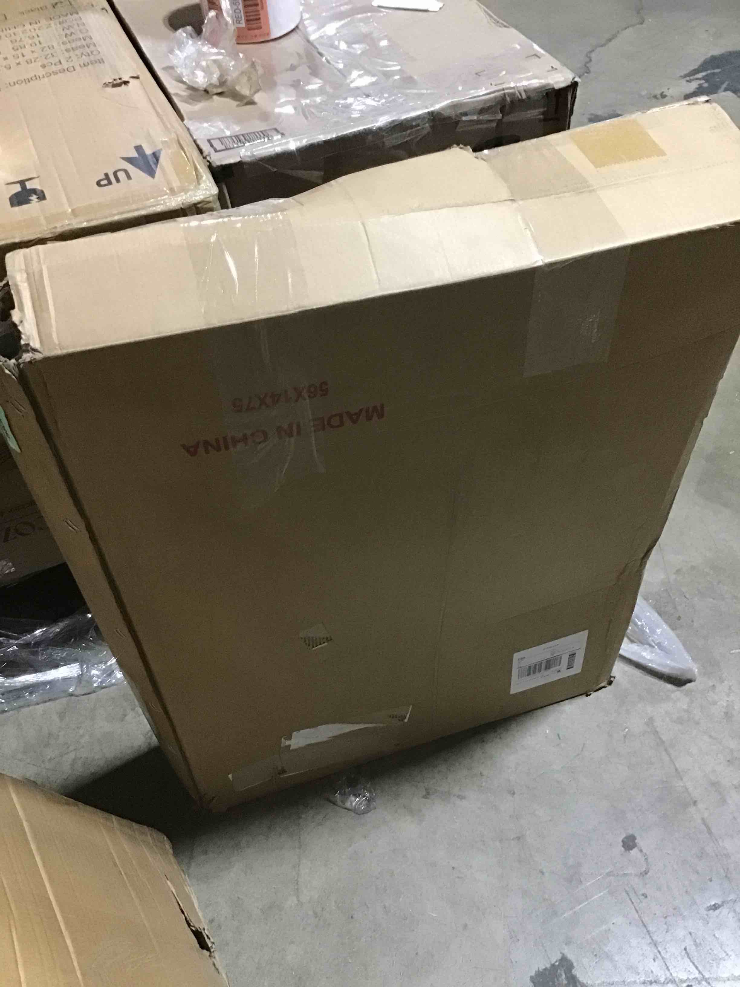 https://s3.amazonaws.com/lotting-images-prod/bidfta/RED5976600_1708458461519.jpeg