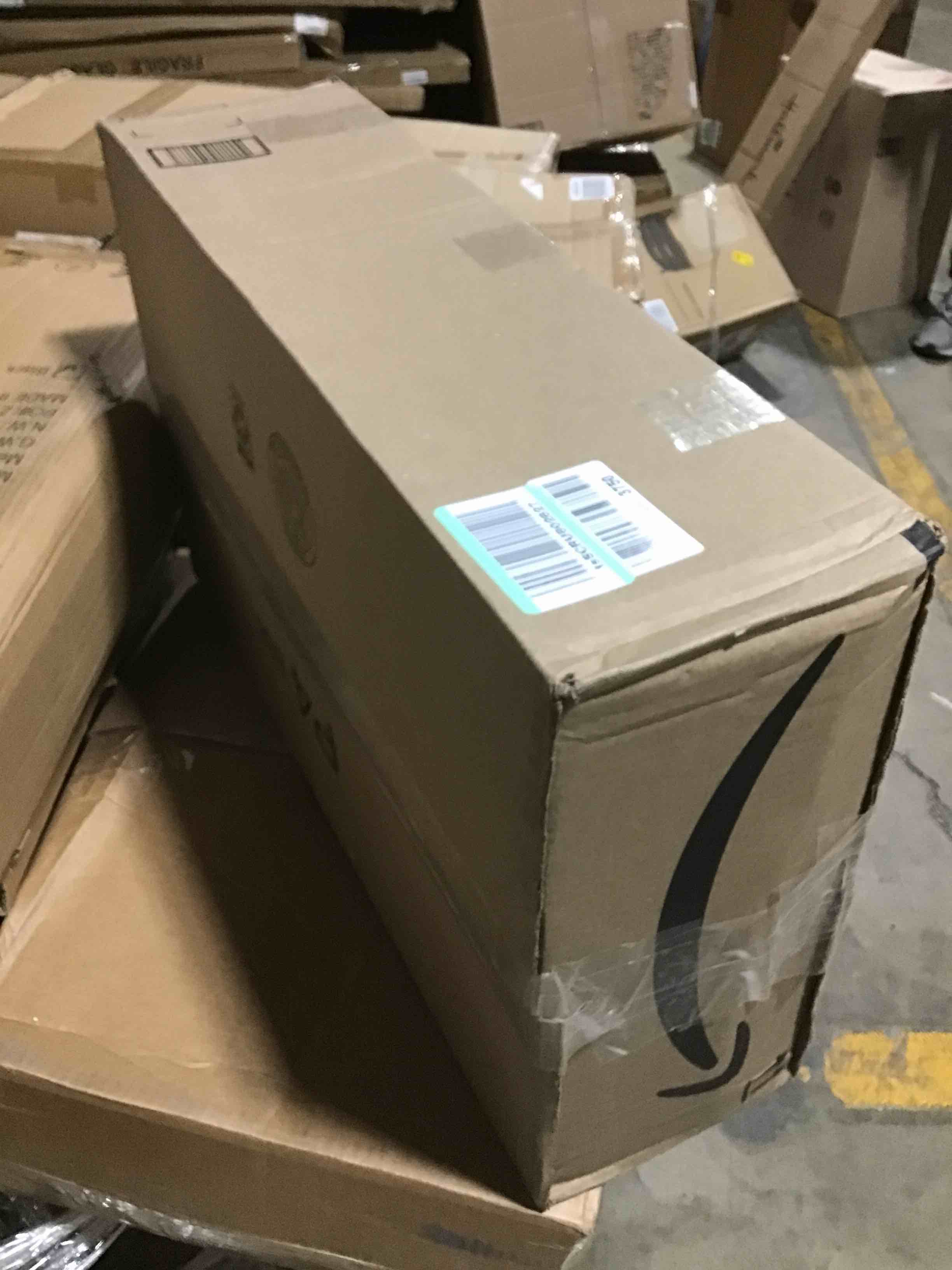 https://s3.amazonaws.com/lotting-images-prod/bidfta/RED5976601_1708458563427.jpeg