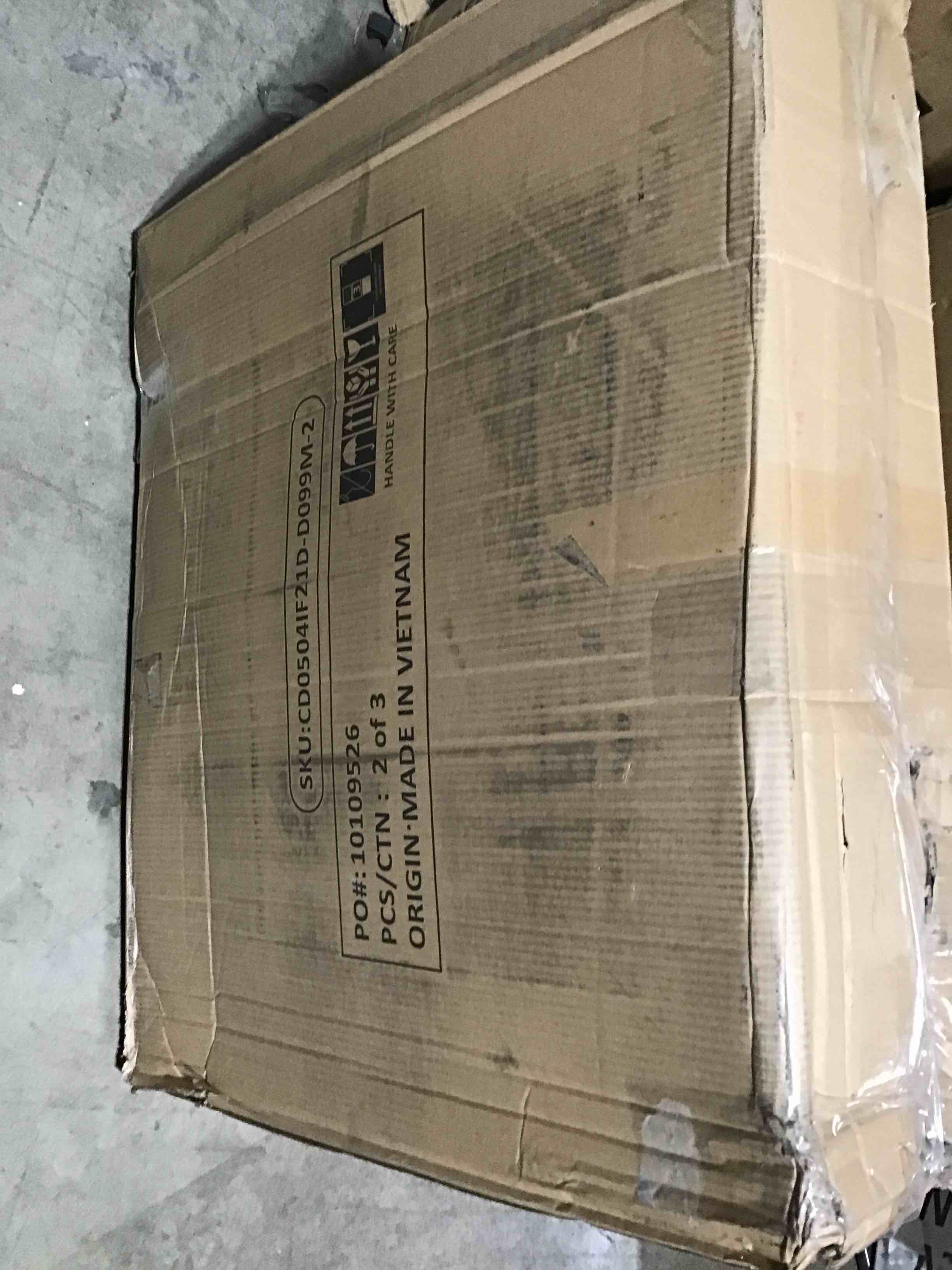 https://s3.amazonaws.com/lotting-images-prod/bidfta/RED5976698_1708612083141.jpeg