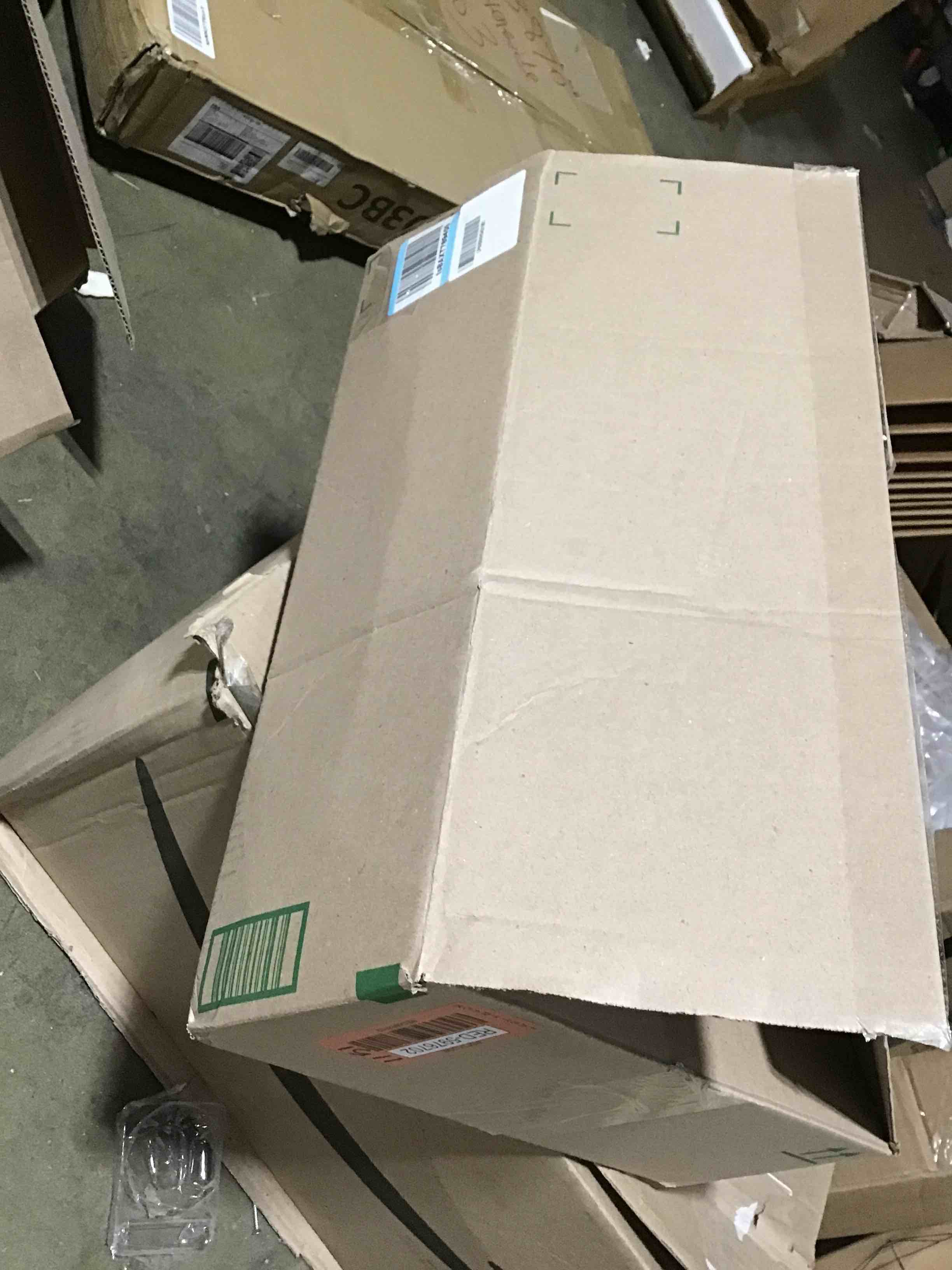 https://s3.amazonaws.com/lotting-images-prod/bidfta/RED5976702_1708612922184.jpeg