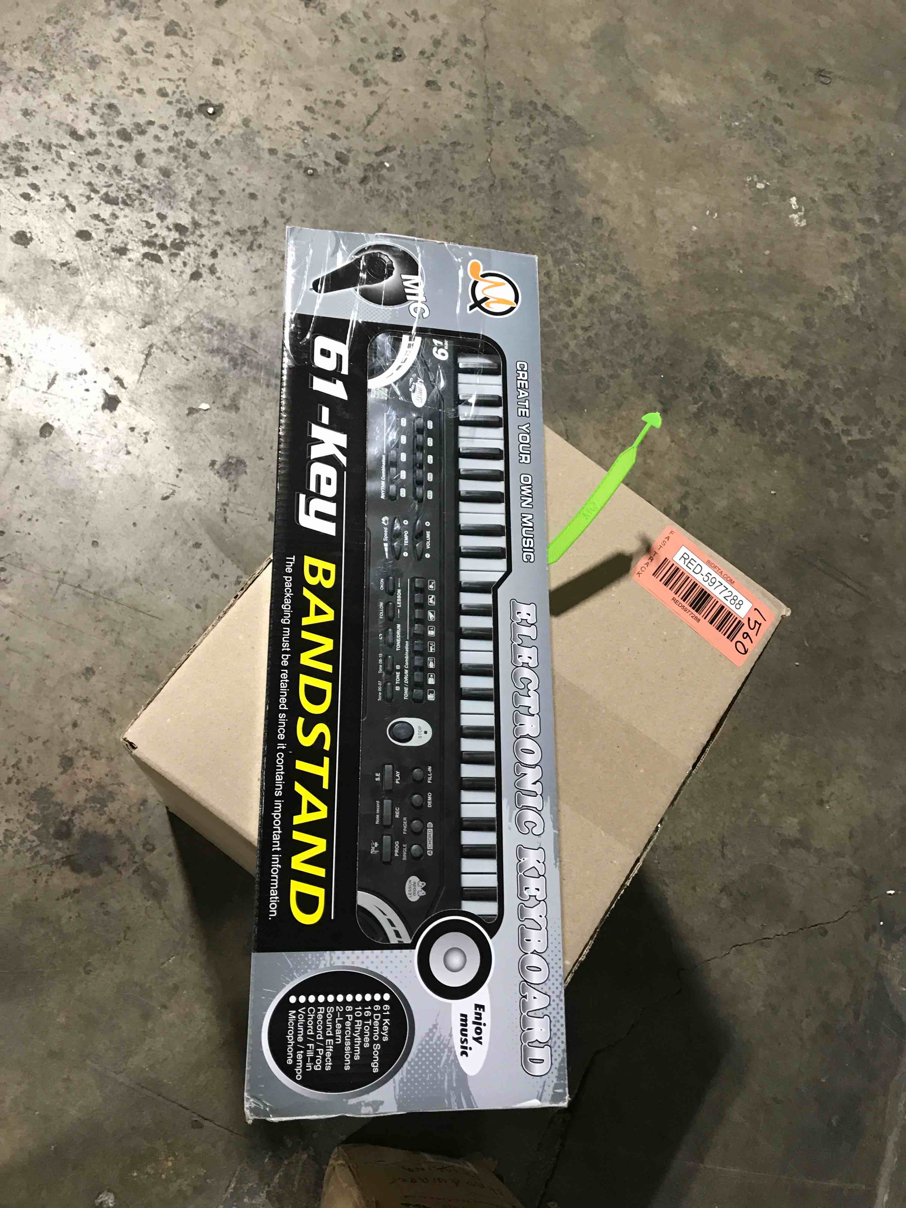 https://s3.amazonaws.com/lotting-images-prod/bidfta/RED5977289_1709940784157.jpeg