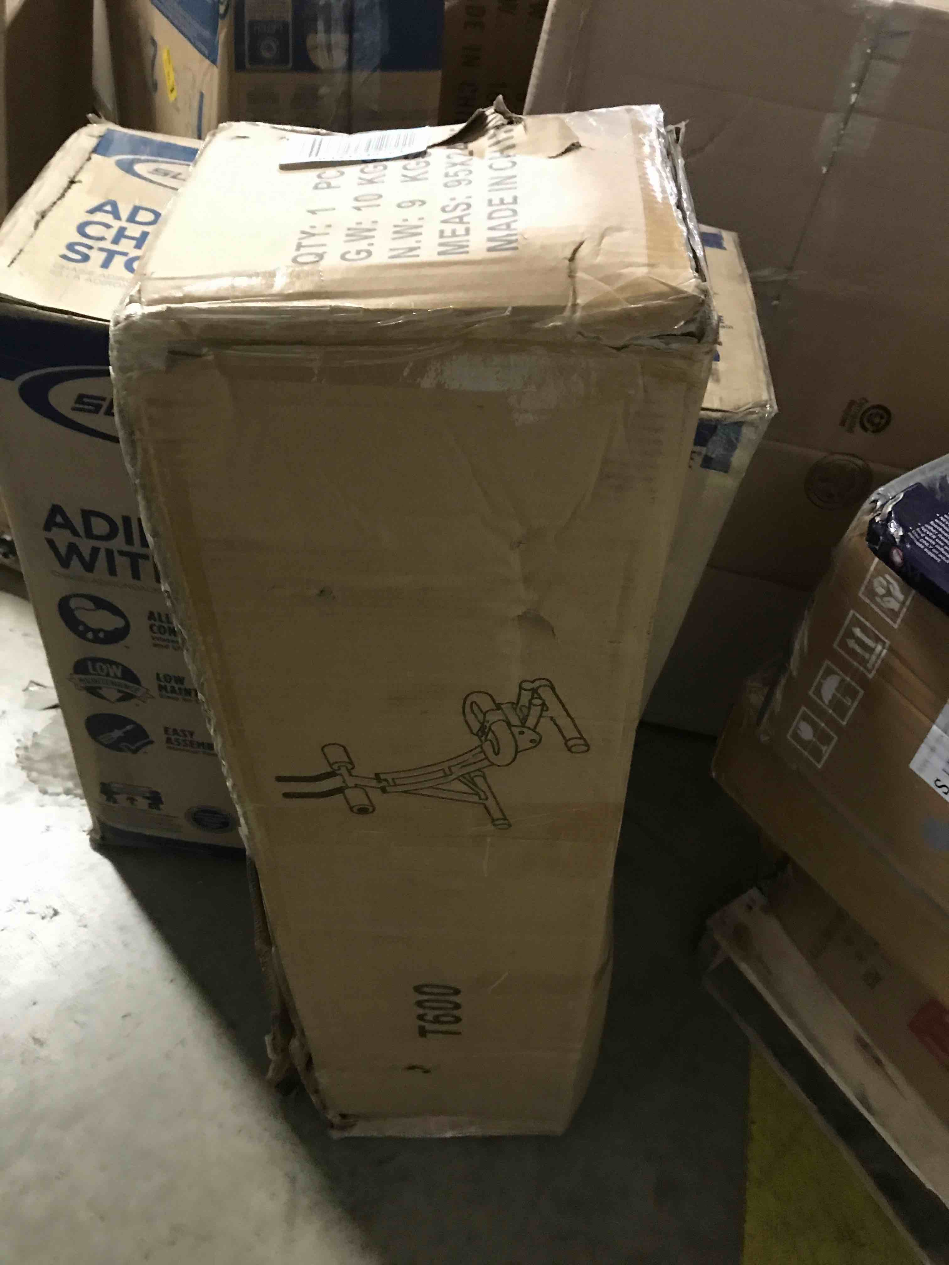 https://s3.amazonaws.com/lotting-images-prod/bidfta/RED5978022_1708638522229.jpeg