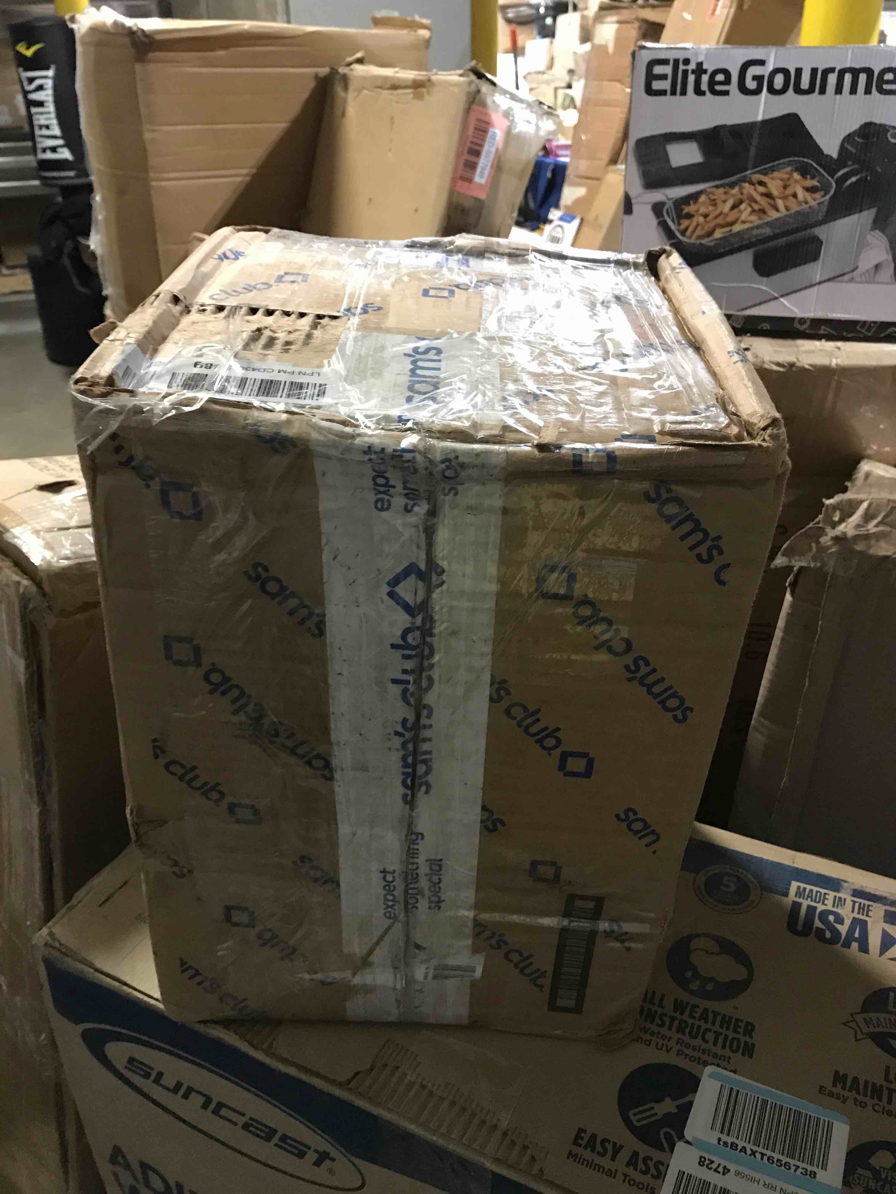https://s3.amazonaws.com/lotting-images-prod/bidfta/RED5978024_1708638606137.jpeg