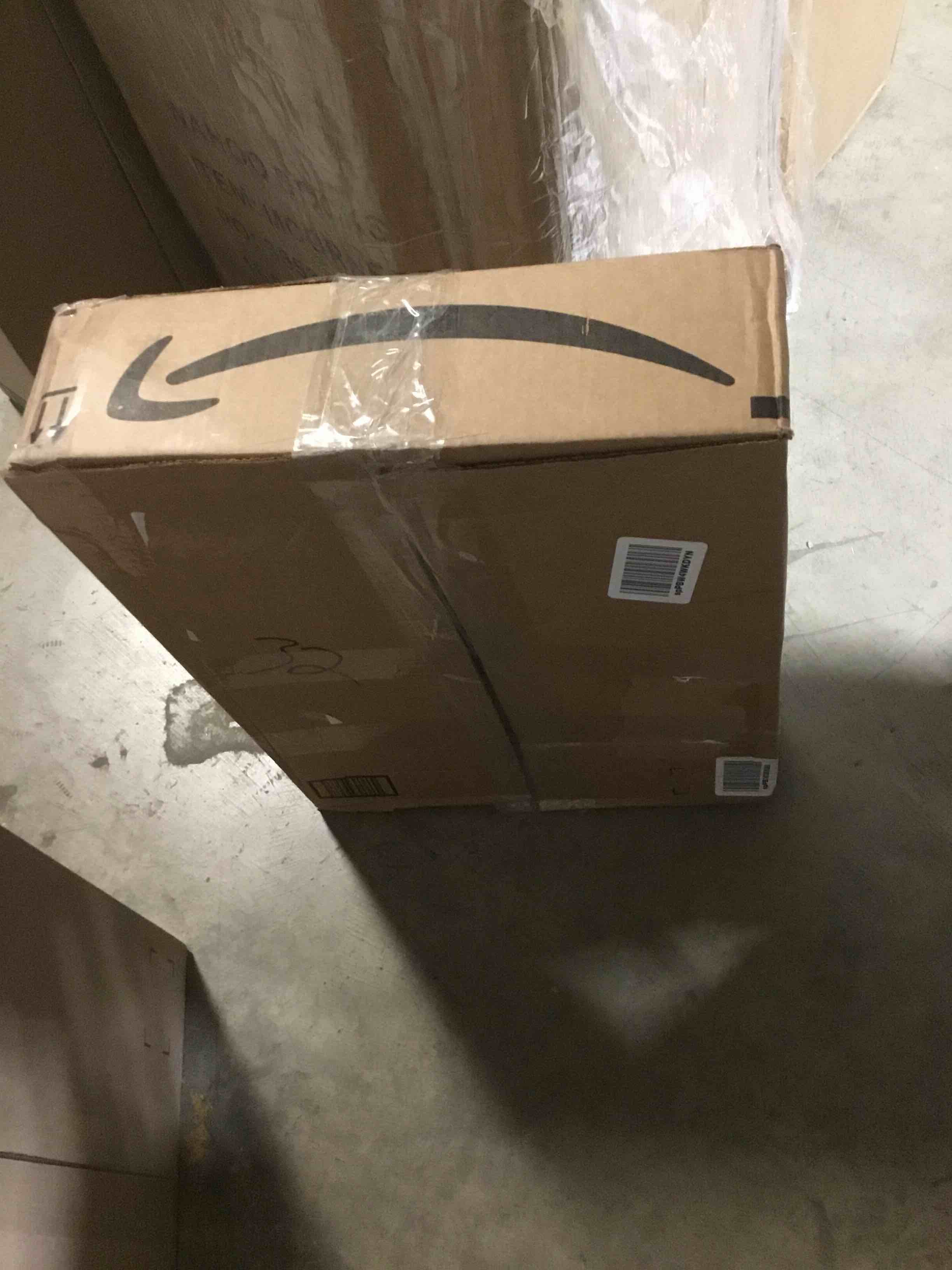 https://s3.amazonaws.com/lotting-images-prod/bidfta/RED5978331_1708808785352.jpeg