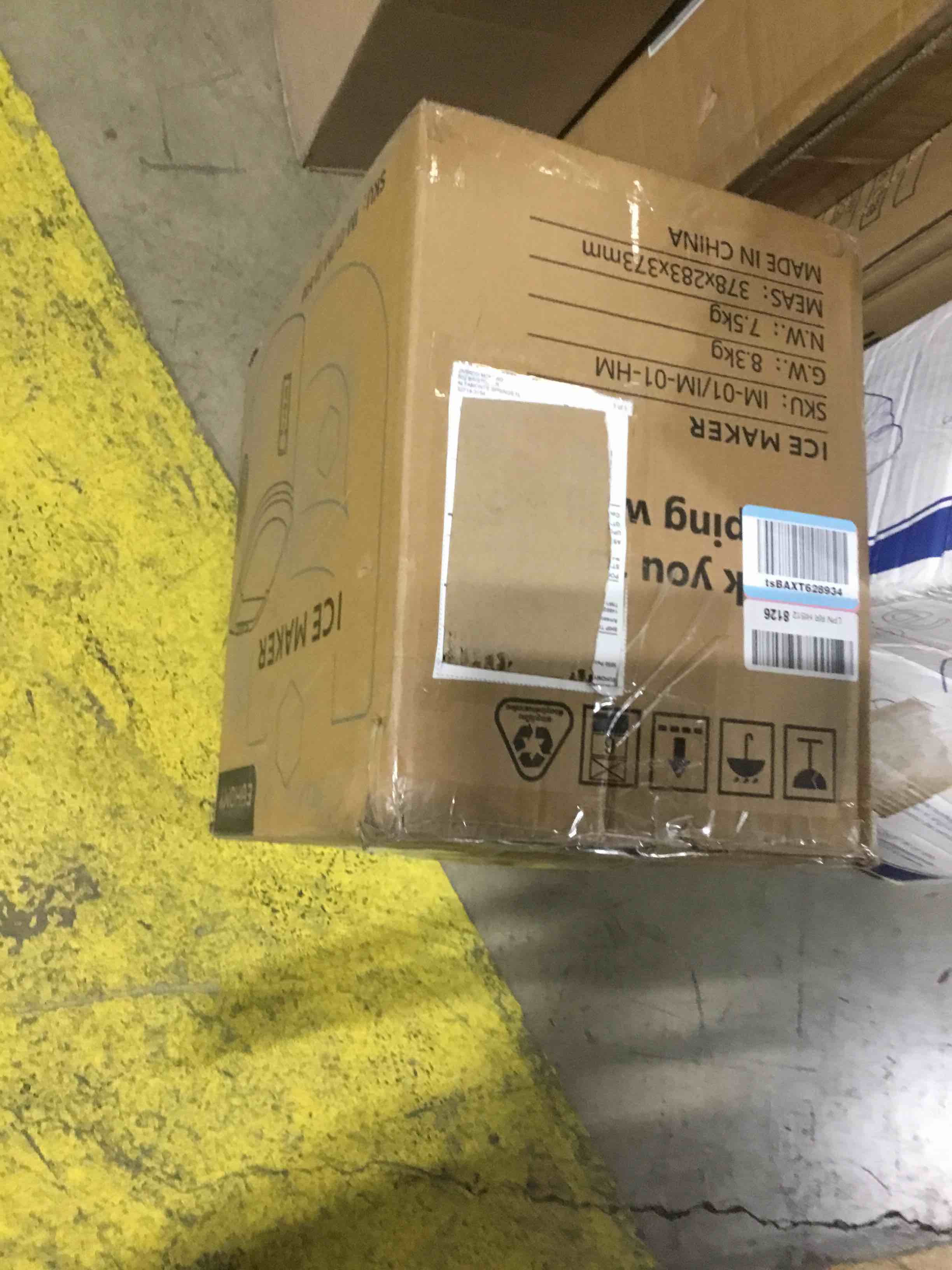 https://s3.amazonaws.com/lotting-images-prod/bidfta/RED5978352_1708972773372.jpeg