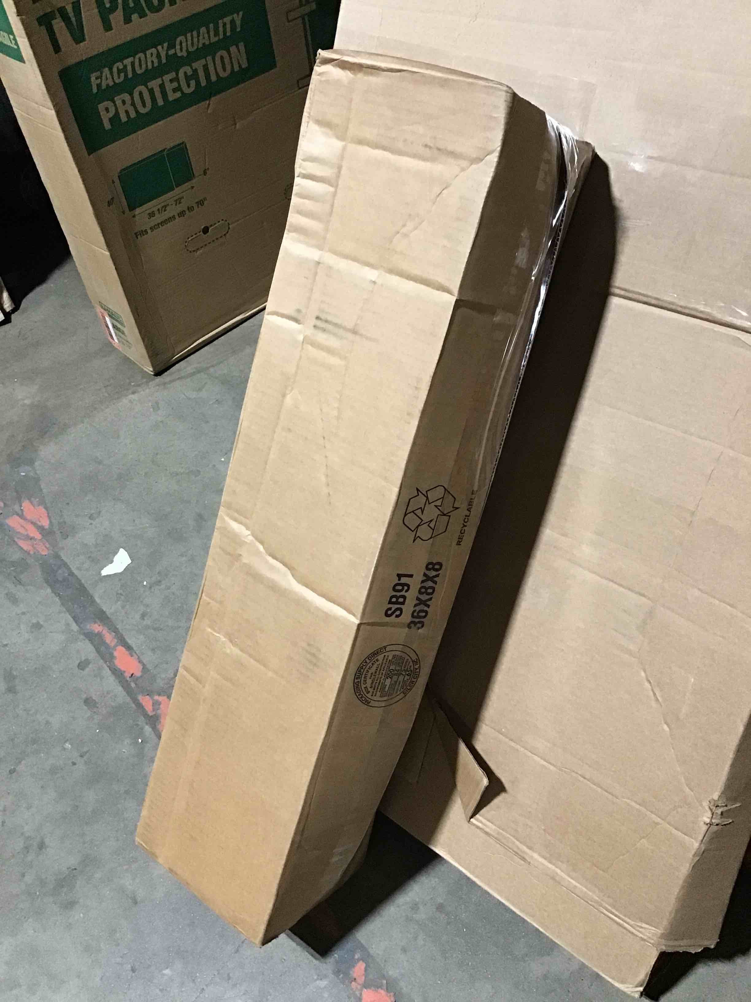 https://s3.amazonaws.com/lotting-images-prod/bidfta/RED5979165_1710265463805.jpeg