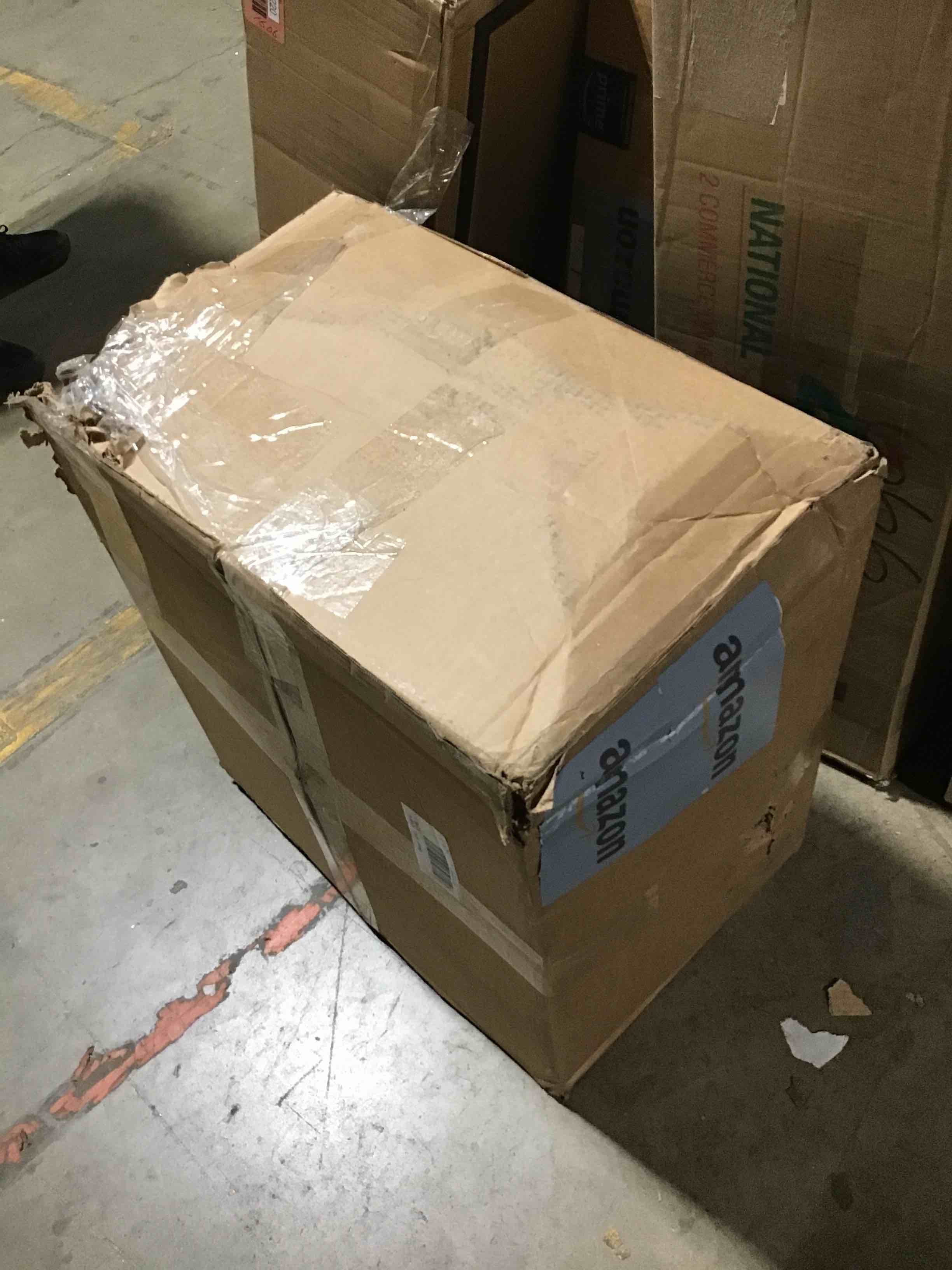 https://s3.amazonaws.com/lotting-images-prod/bidfta/RED5979170_1710265809979.jpeg