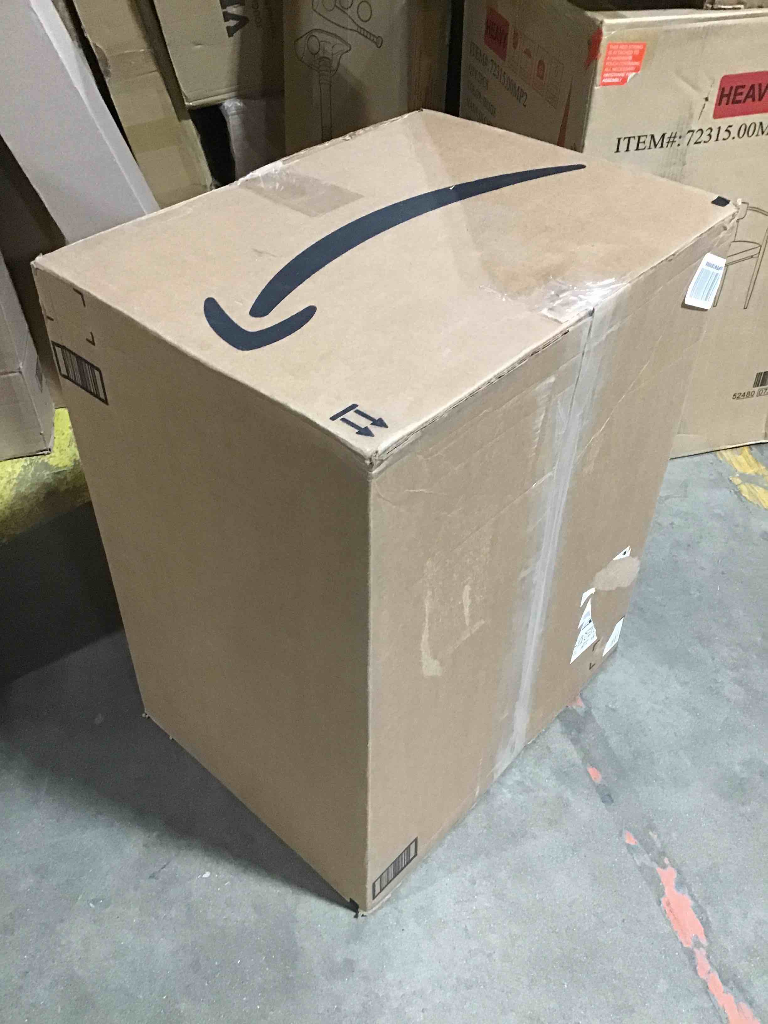 https://s3.amazonaws.com/lotting-images-prod/bidfta/RED5980752_1708621904885.jpeg