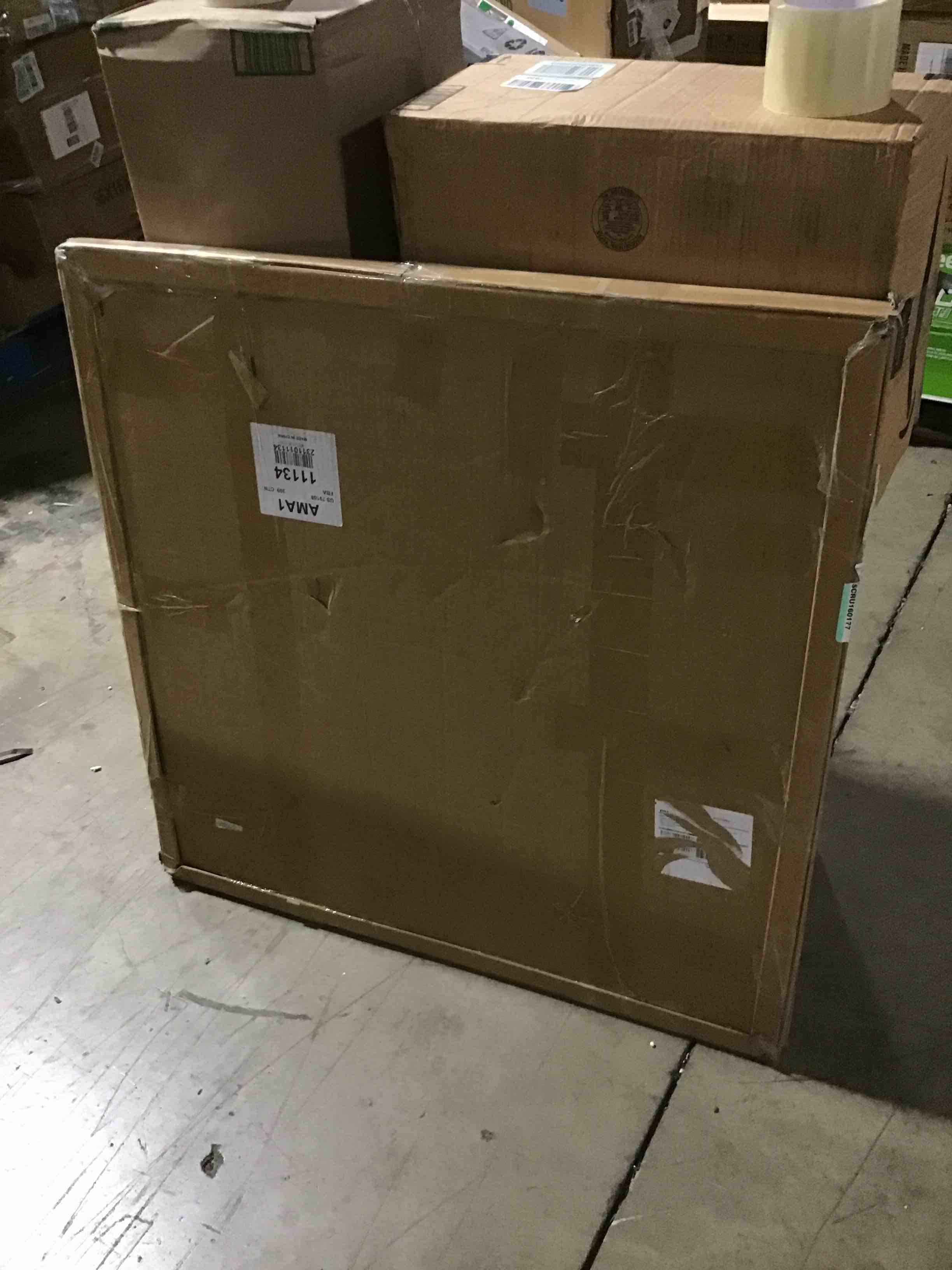 https://s3.amazonaws.com/lotting-images-prod/bidfta/RED5981289_1710938579884.jpeg
