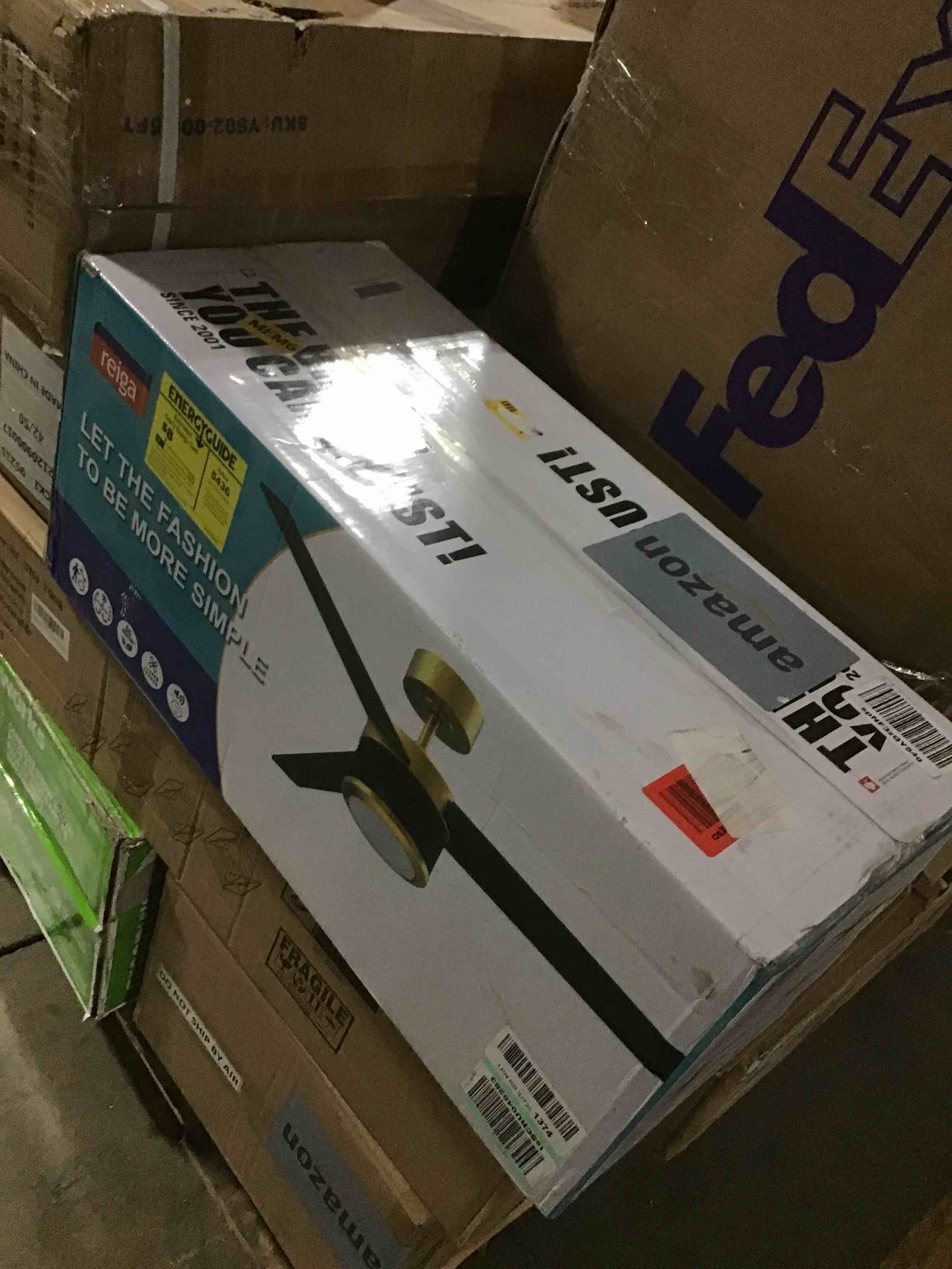 https://s3.amazonaws.com/lotting-images-prod/bidfta/RED5981294_1710938810804.jpeg