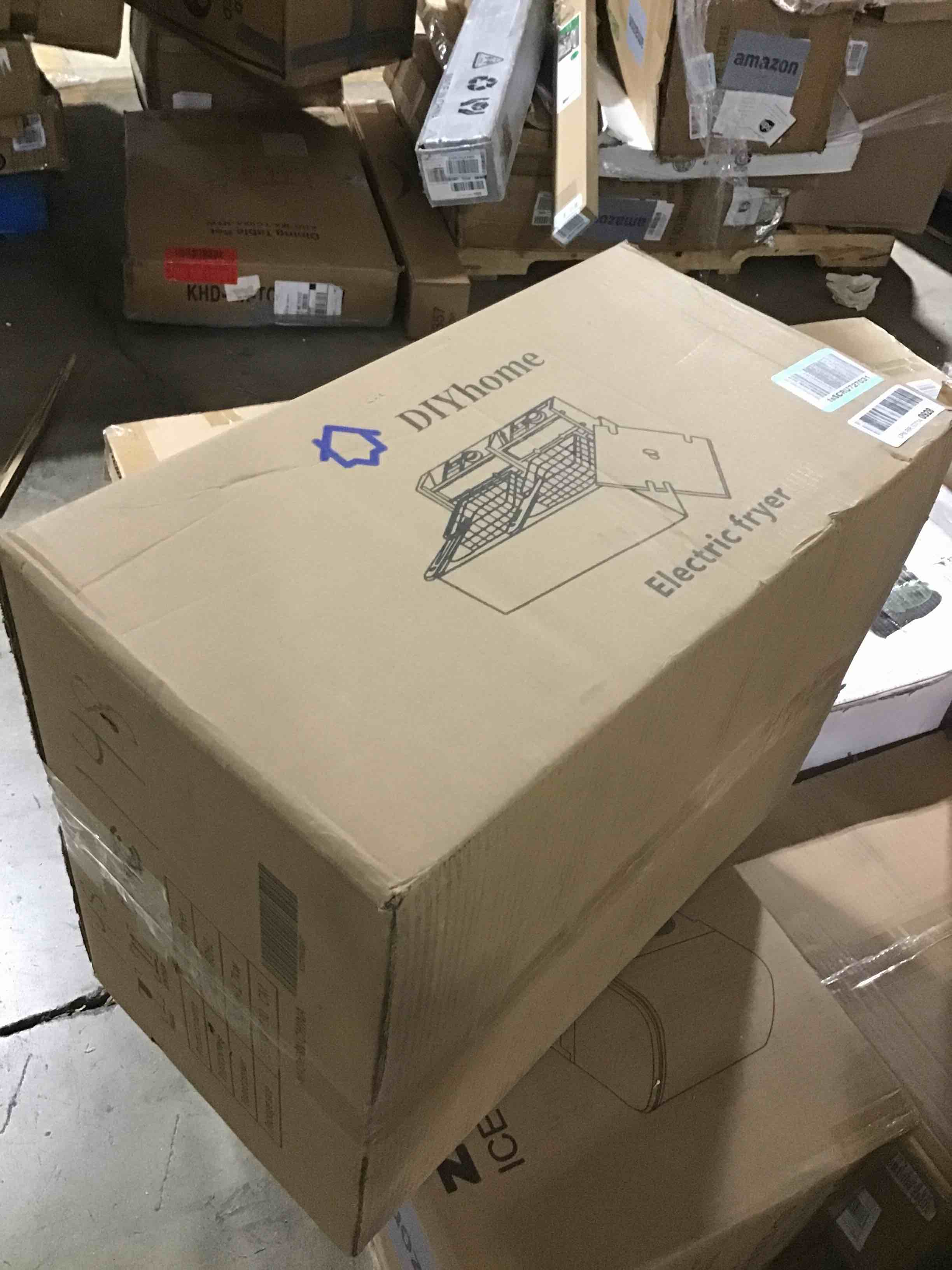 https://s3.amazonaws.com/lotting-images-prod/bidfta/RED5981309_1710940327564.jpeg
