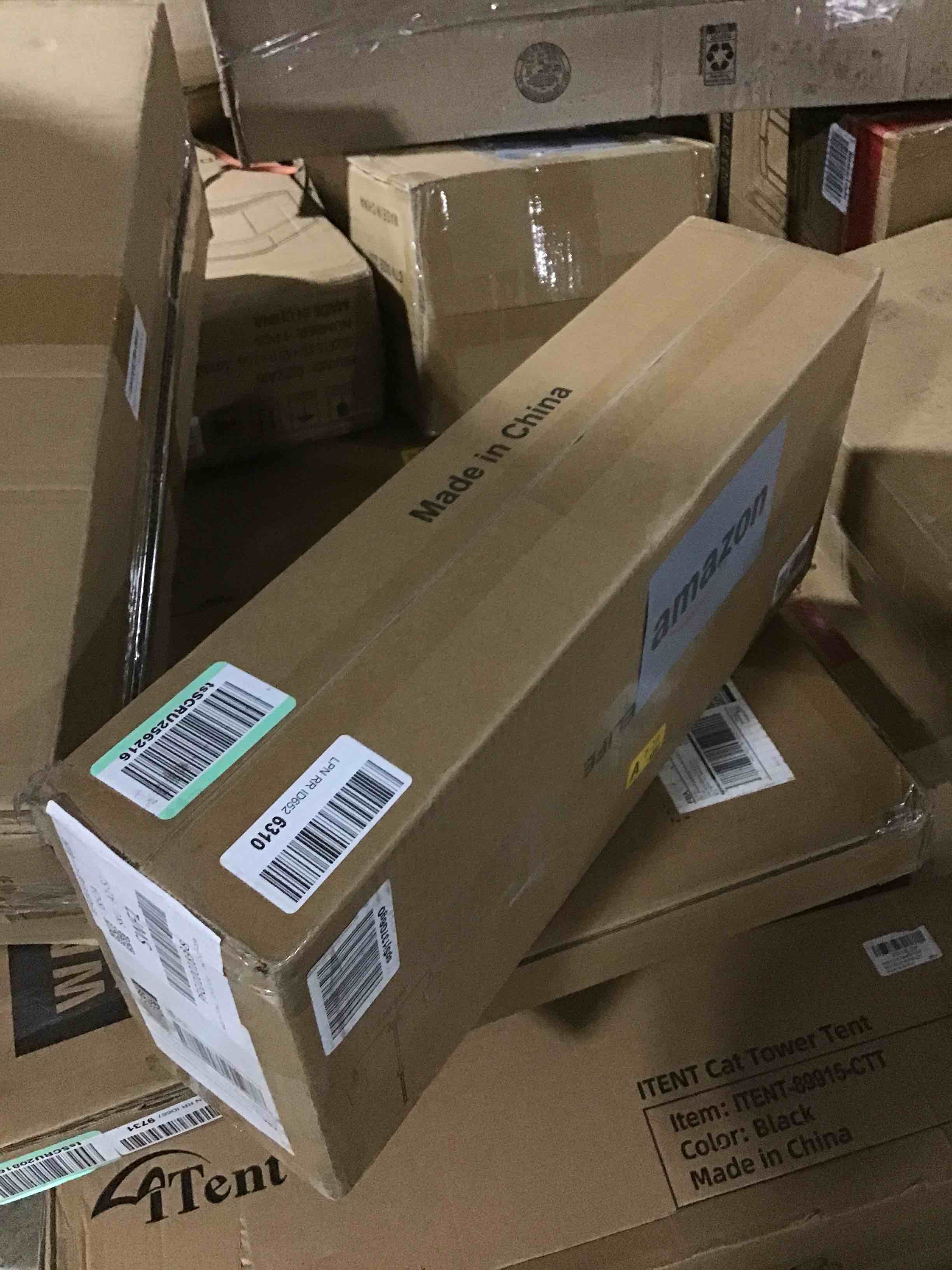 https://s3.amazonaws.com/lotting-images-prod/bidfta/RED5981326_1710948496973.jpeg