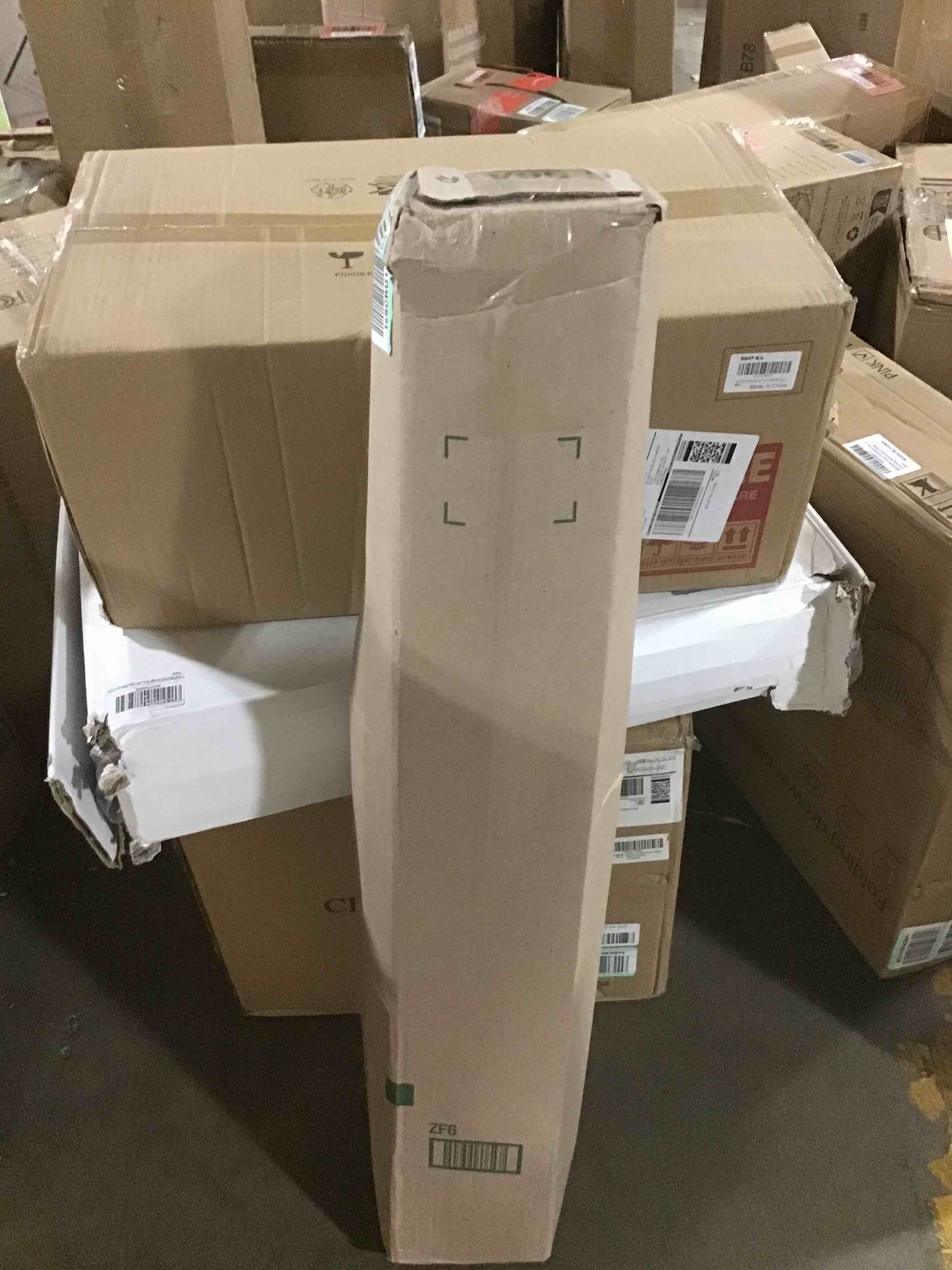 https://s3.amazonaws.com/lotting-images-prod/bidfta/RED5981330_1710948836054.jpeg