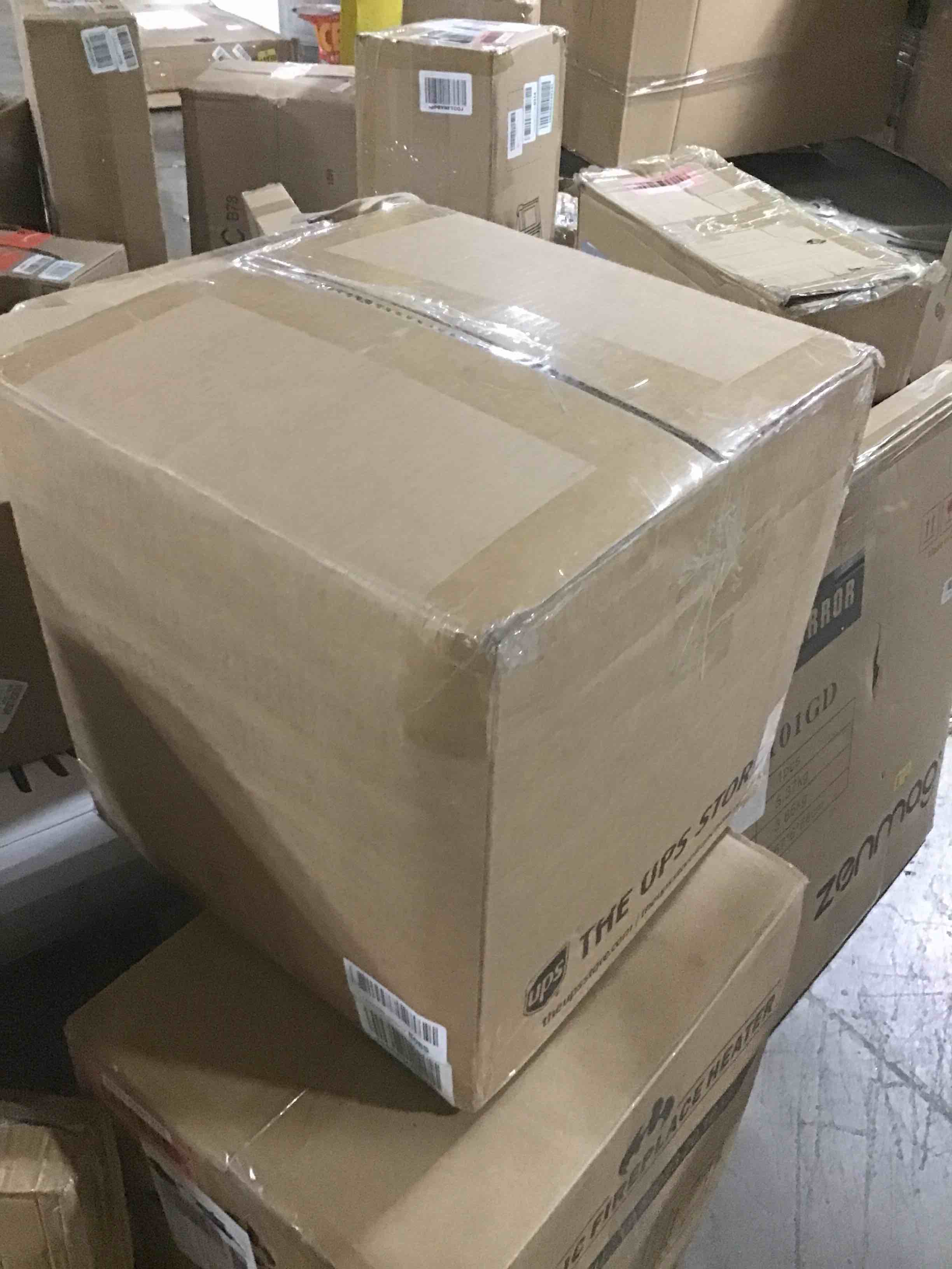 https://s3.amazonaws.com/lotting-images-prod/bidfta/RED5981333_1710949013781.jpeg