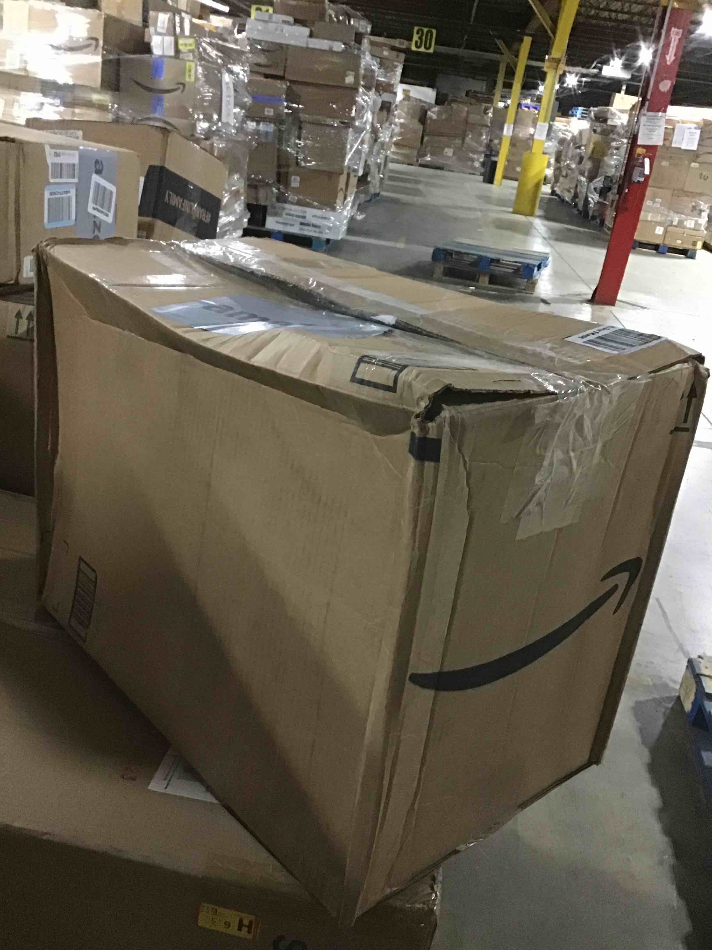 https://s3.amazonaws.com/lotting-images-prod/bidfta/RED5981841_1711726553336.jpeg