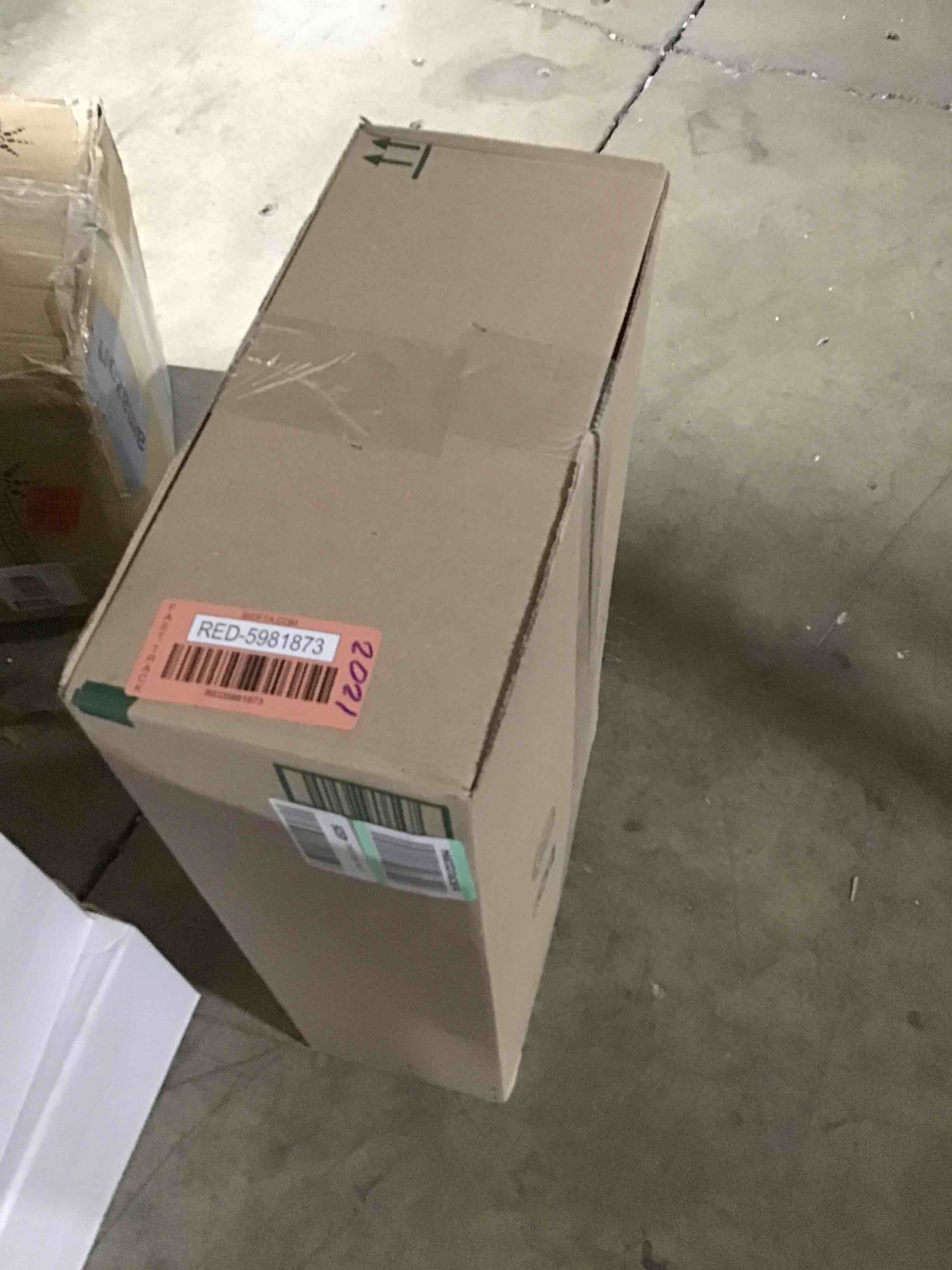 https://s3.amazonaws.com/lotting-images-prod/bidfta/RED5981873_1711725748787.jpeg