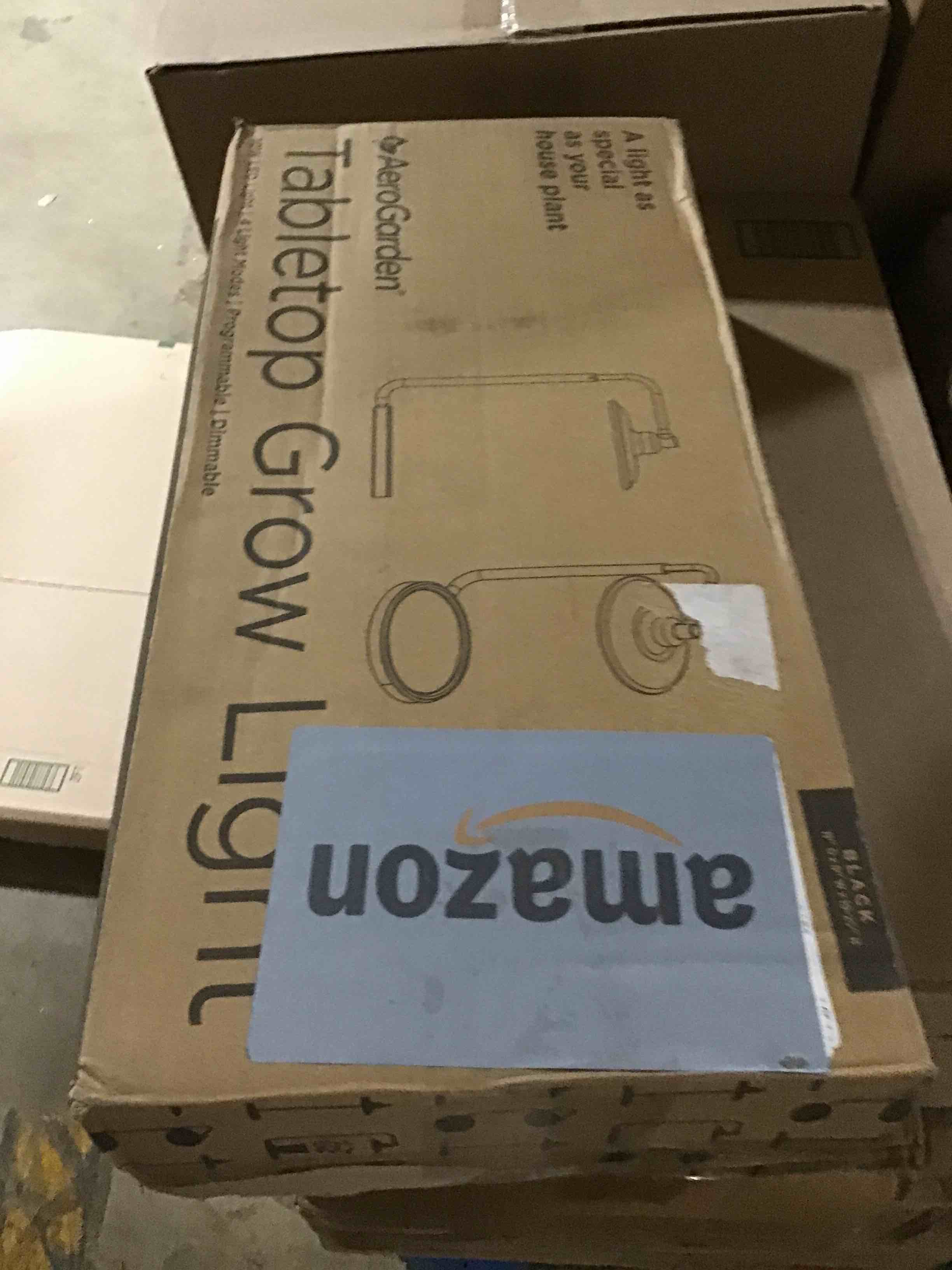https://s3.amazonaws.com/lotting-images-prod/bidfta/RED5981882_1711726555431.jpeg