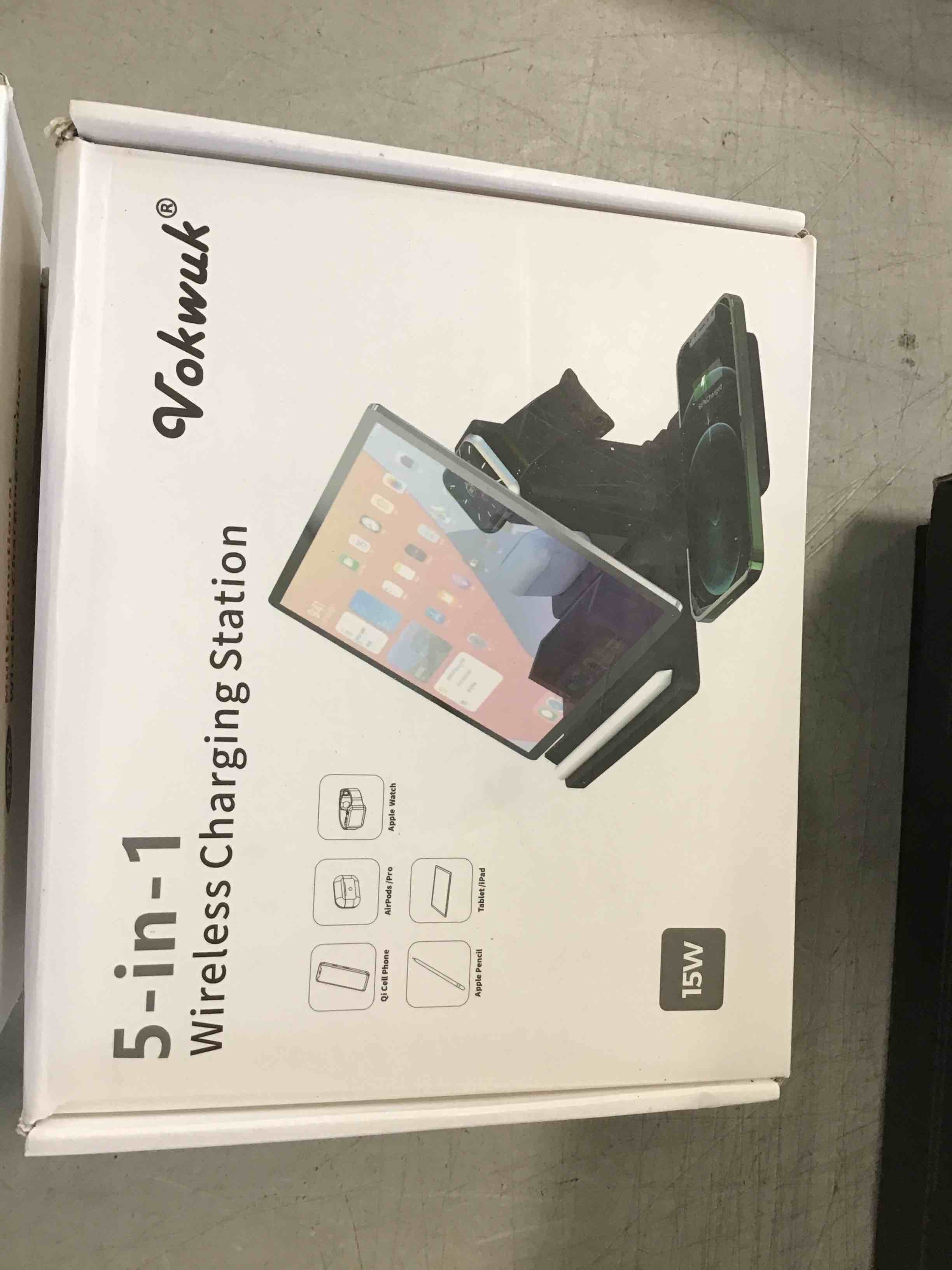 https://s3.amazonaws.com/lotting-images-prod/bidfta/RED5985090_1707848739405.jpeg