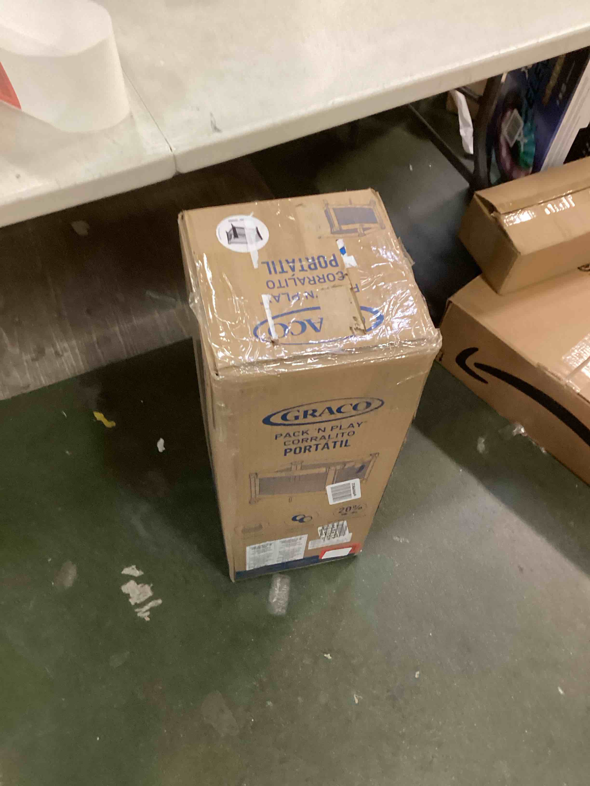 https://s3.amazonaws.com/lotting-images-prod/bidfta/RED5985806_1707229028900.jpeg