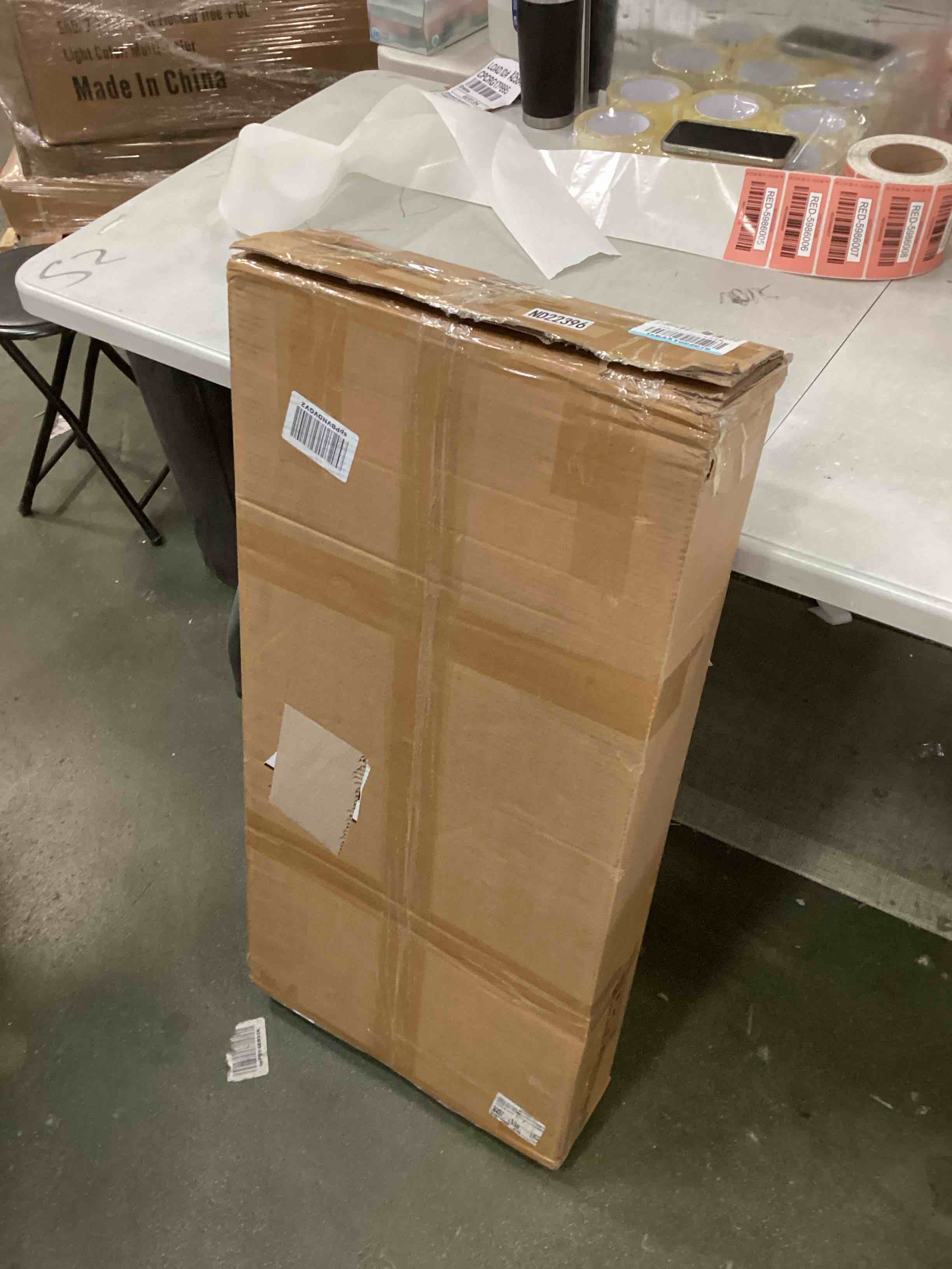 https://s3.amazonaws.com/lotting-images-prod/bidfta/RED5986005_1707314925828.jpeg