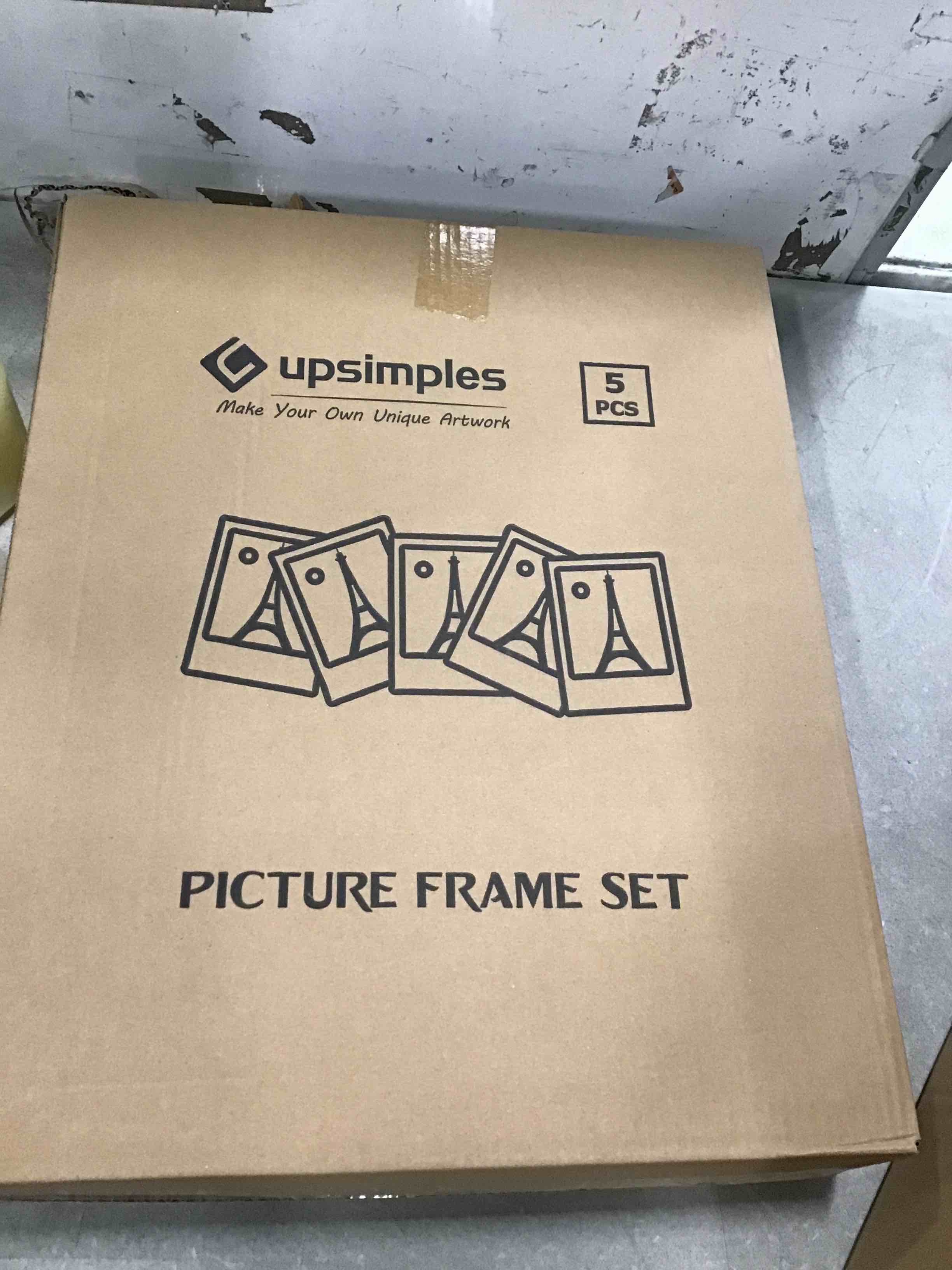 https://s3.amazonaws.com/lotting-images-prod/bidfta/RED5987650_1707237329138.jpeg