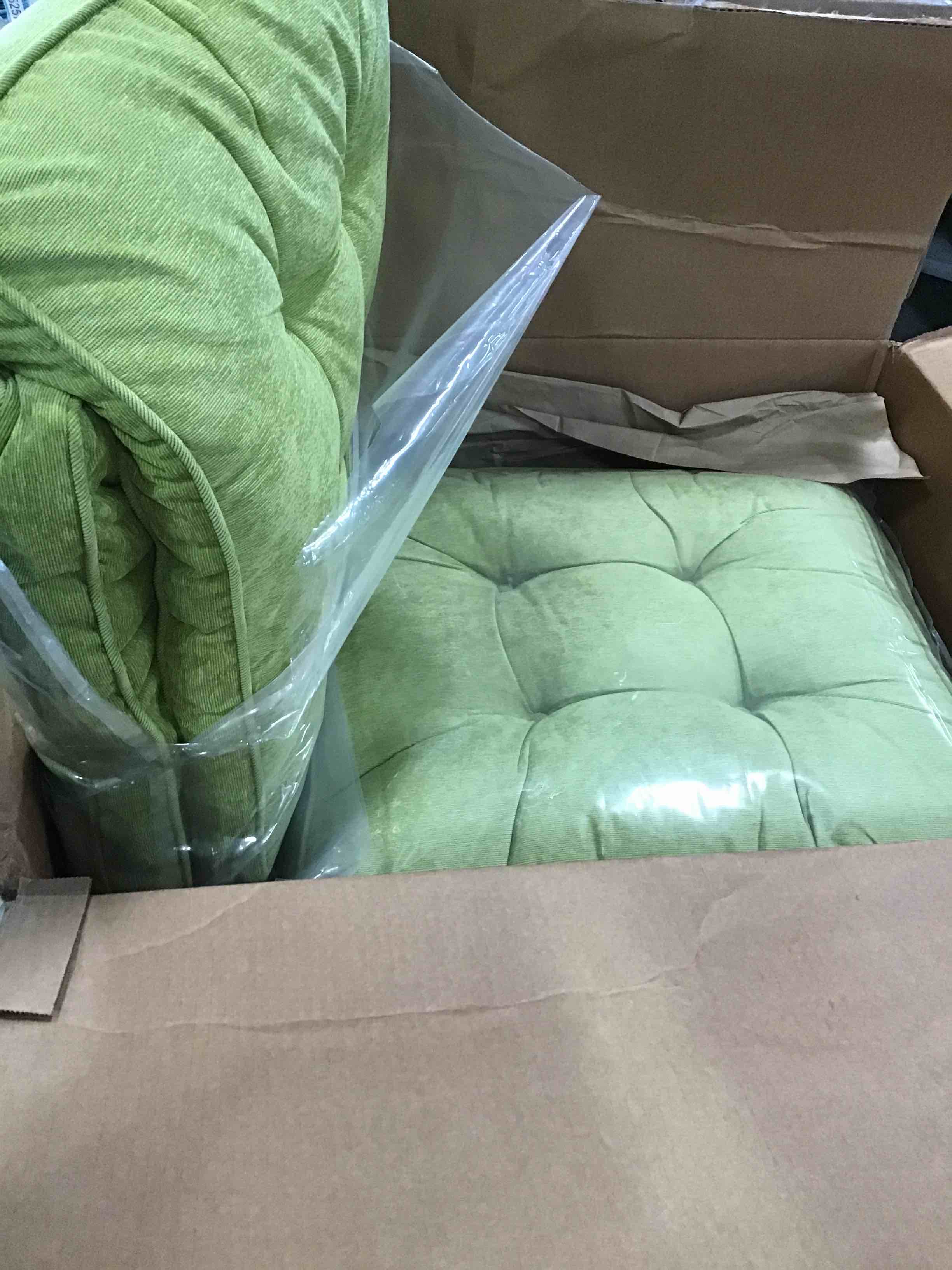 https://s3.amazonaws.com/lotting-images-prod/bidfta/RED5987851_1707321448964.jpeg