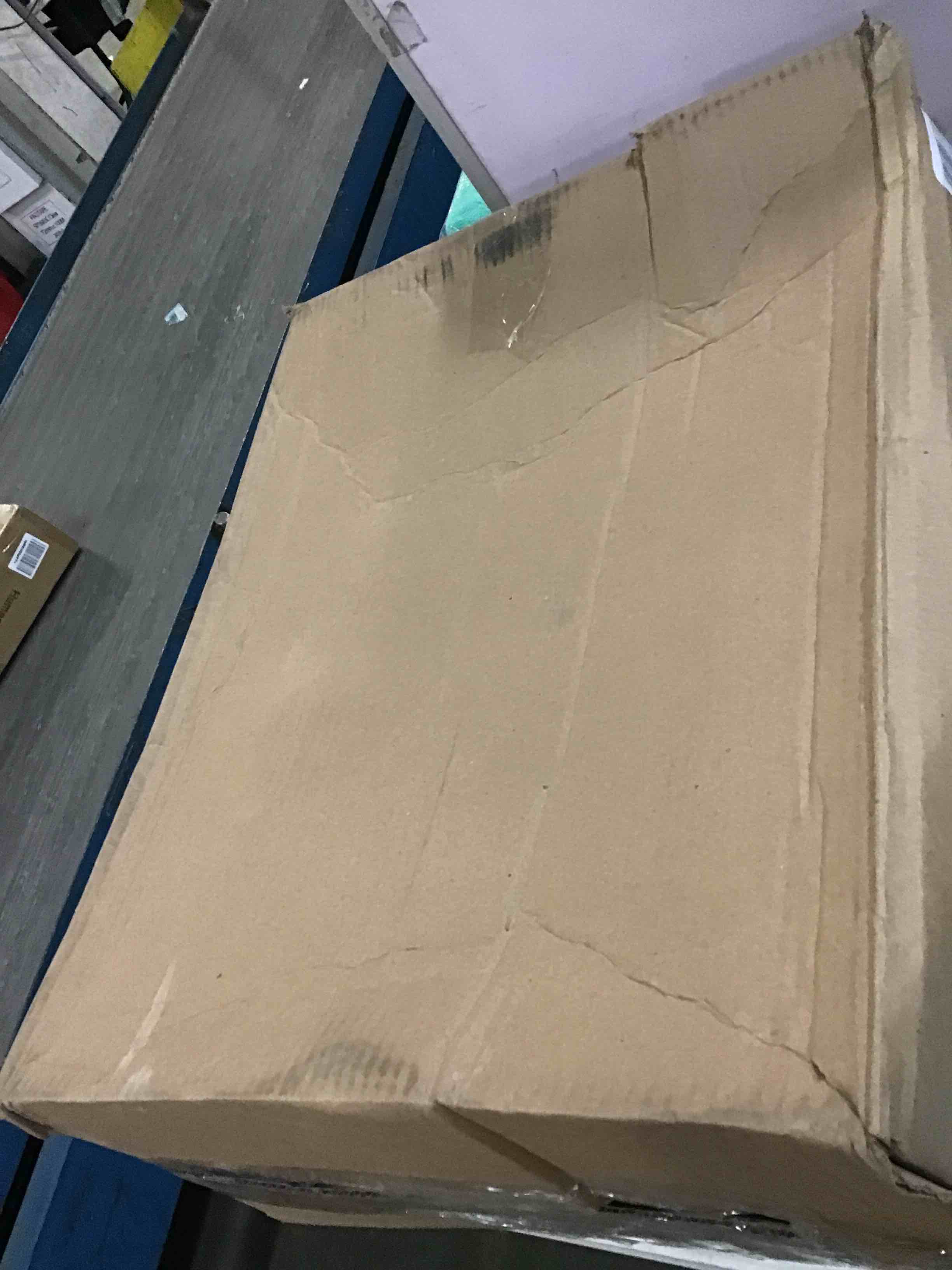 https://s3.amazonaws.com/lotting-images-prod/bidfta/RED5988348_1707495158298.jpeg